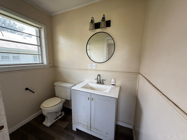 504 Fullerton Street Property Photo 10