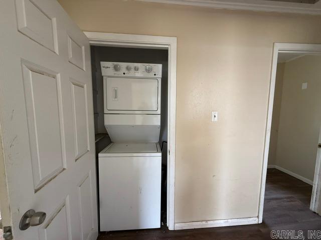 504 Fullerton Street Property Photo 11