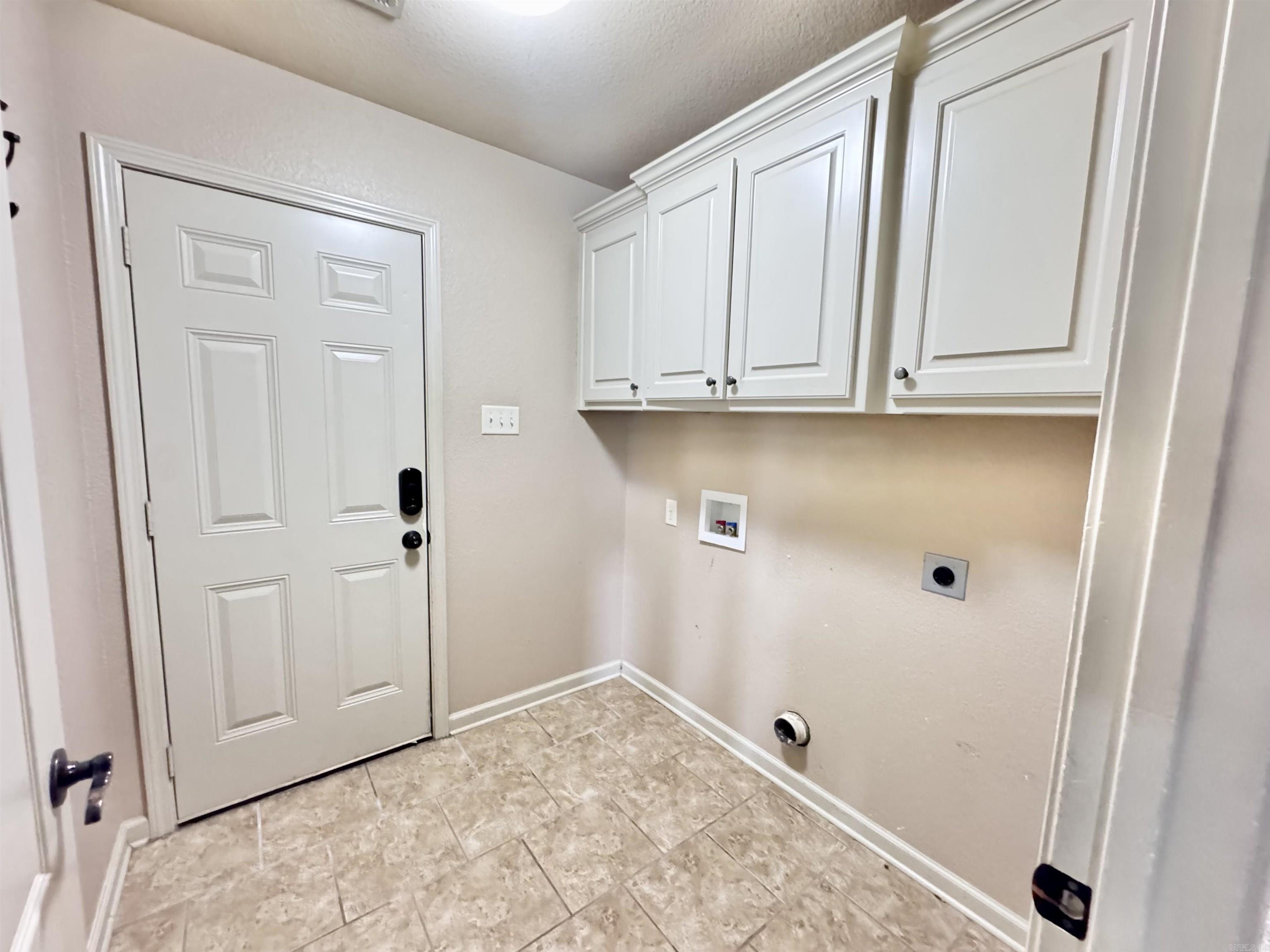 35 Chantileer Lane Property Photo 32