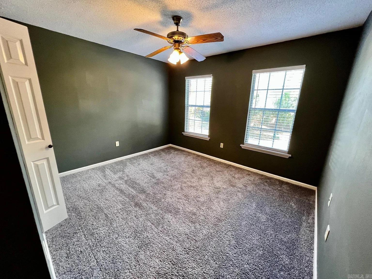 15 Brierwood Circle Property Photo 12