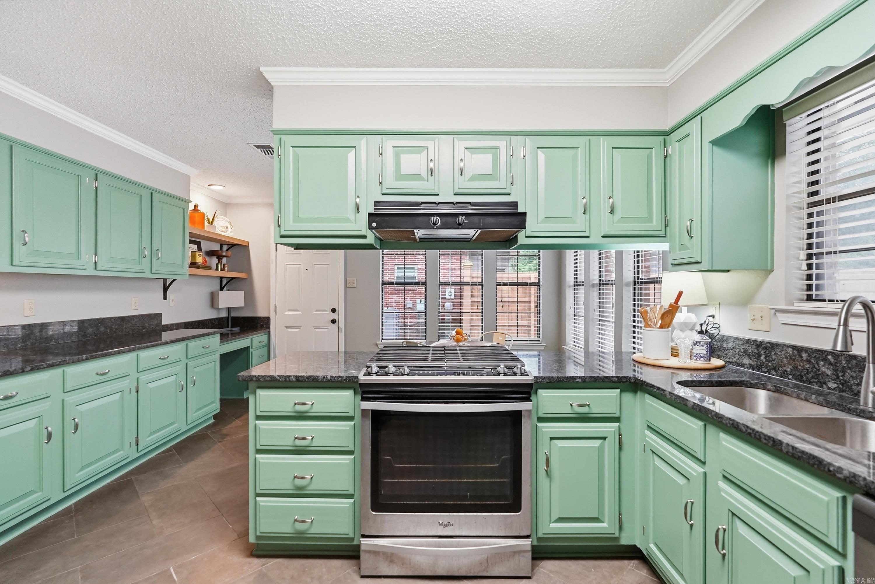 212 Red River Property Photo 15