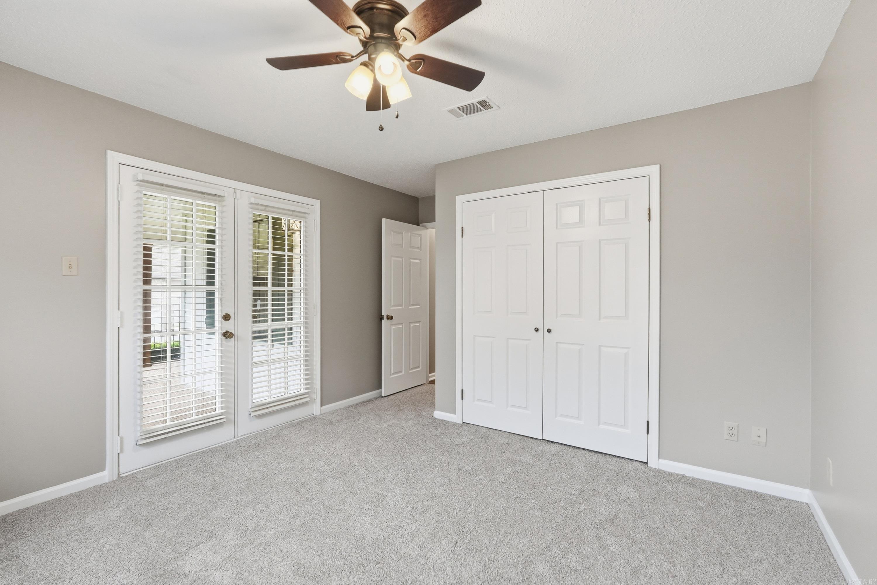 212 Red River Property Photo 30