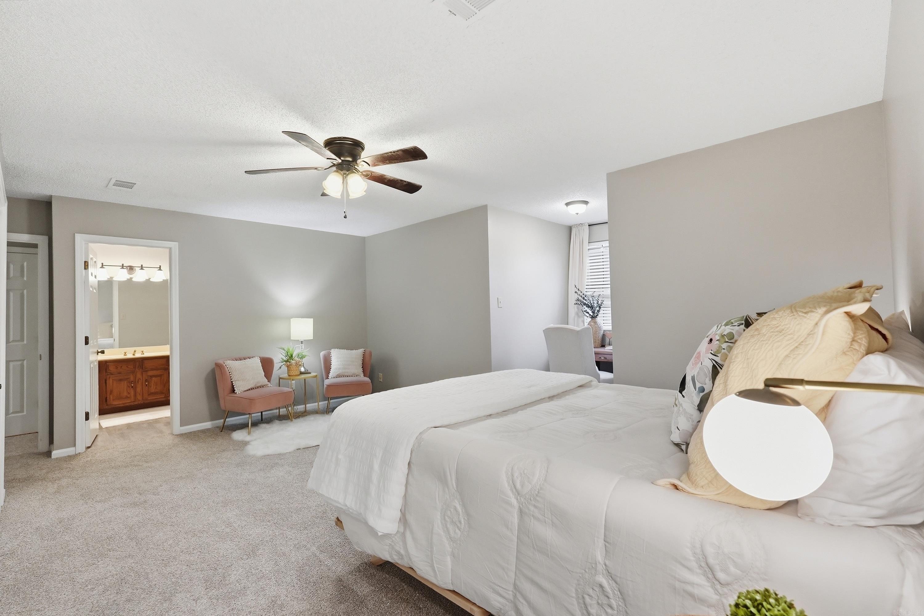 212 Red River Property Photo 33
