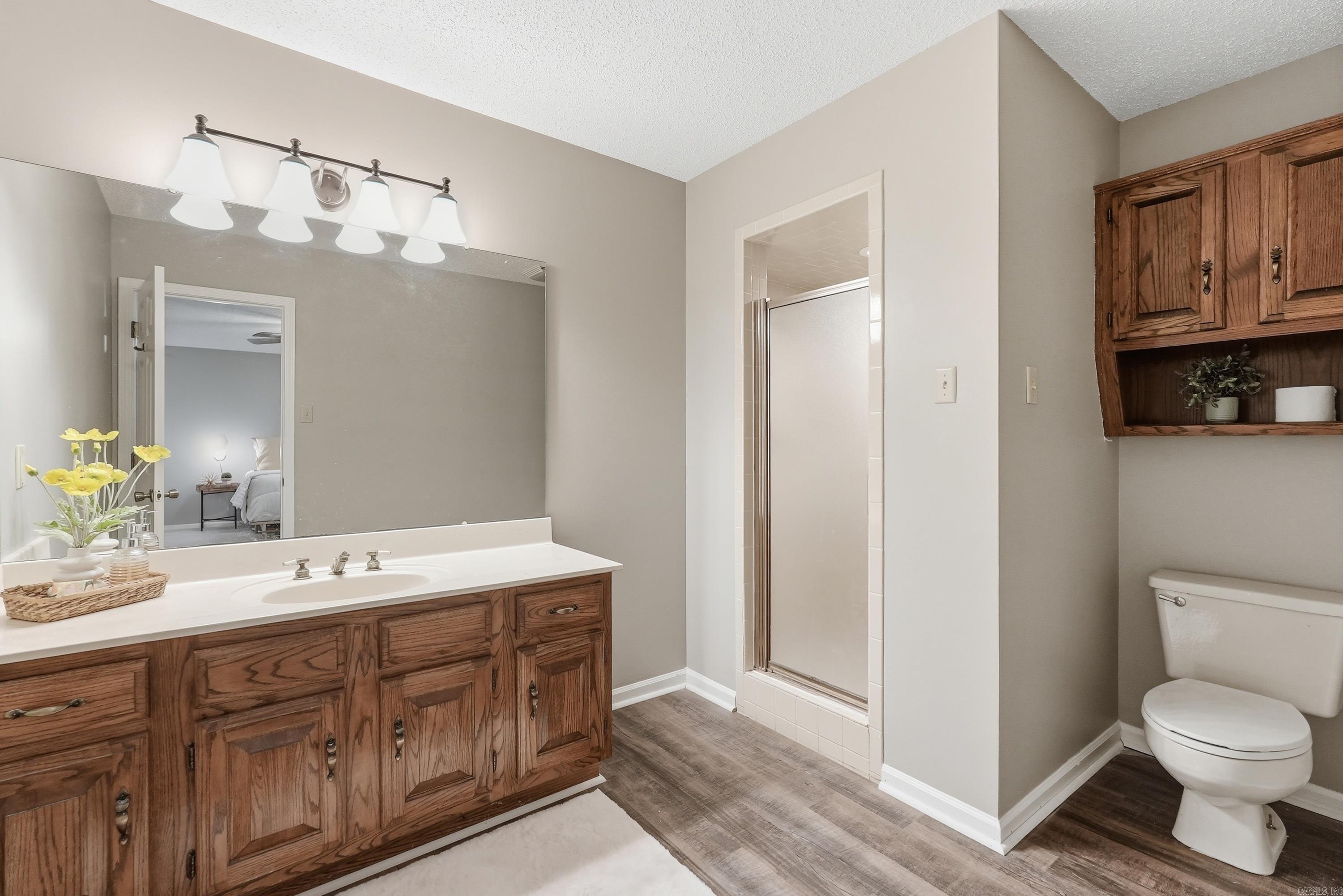 212 Red River Property Photo 34