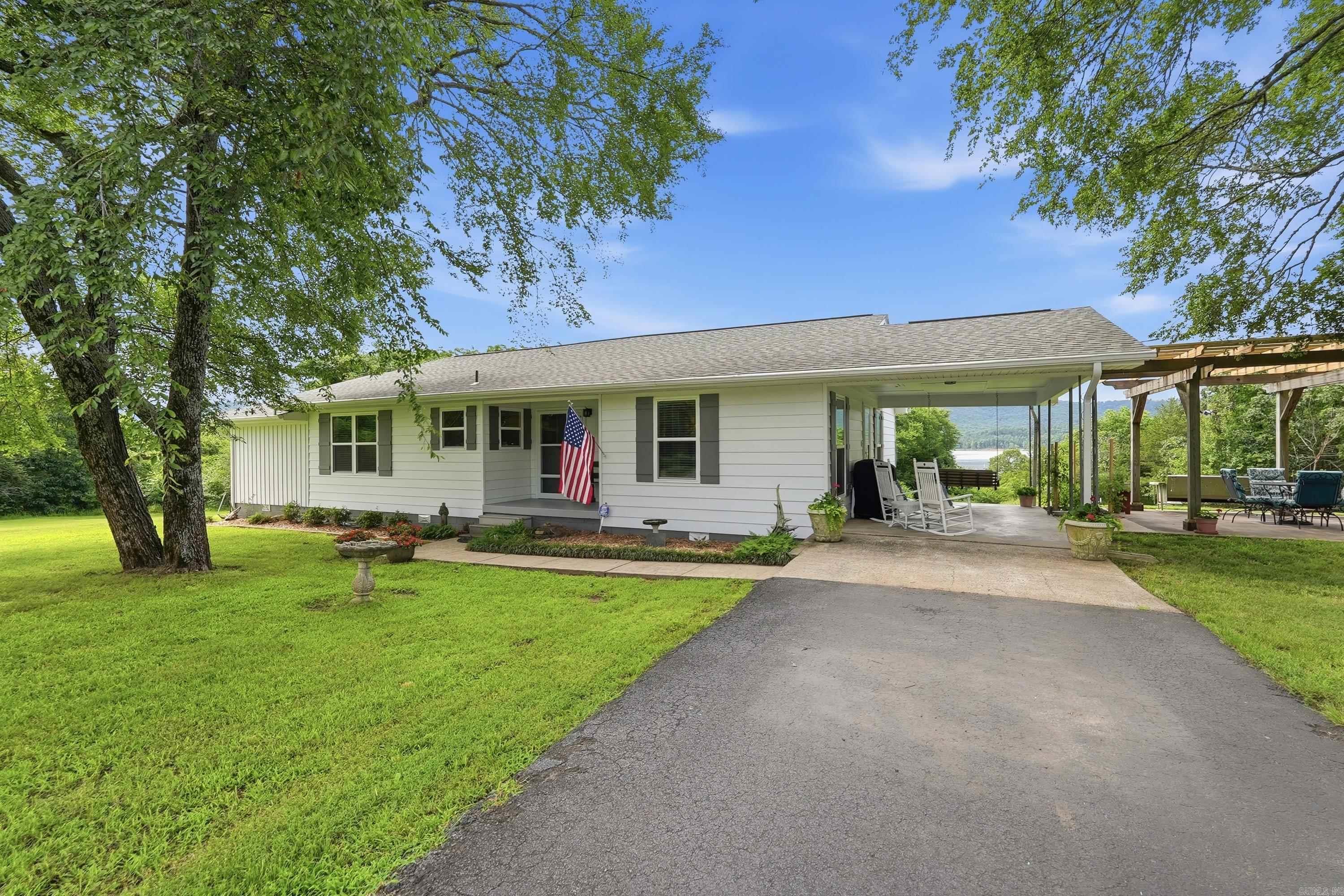 4268 Highway 330 Property Photo 4