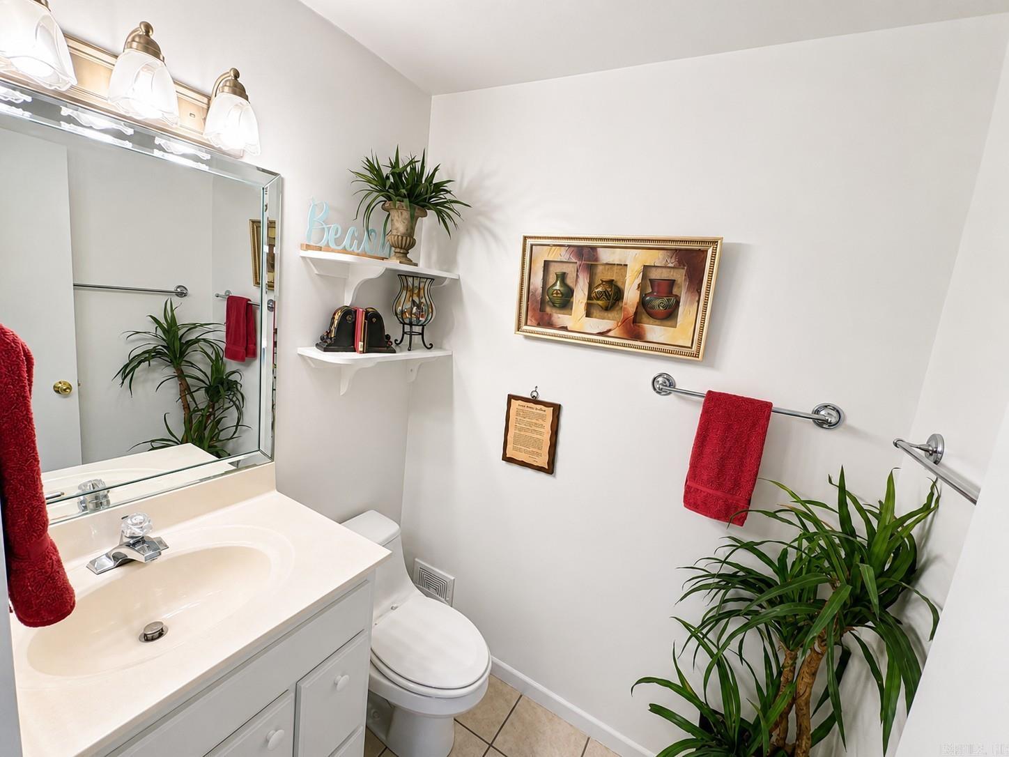 56 N Lakeshore Drive Property Photo 12