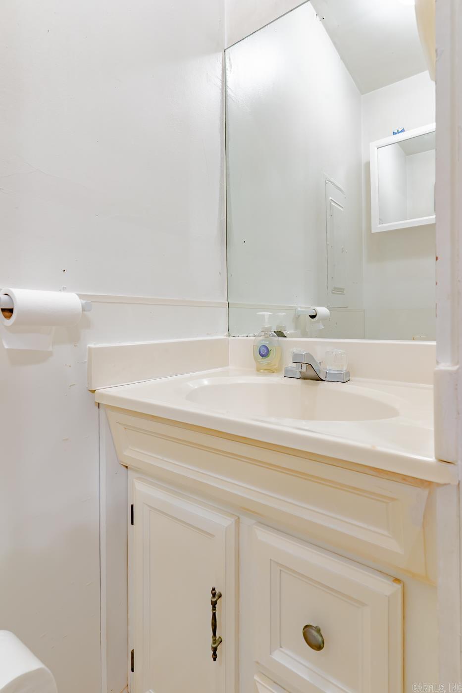 423 Laughrun Drive Property Photo 20