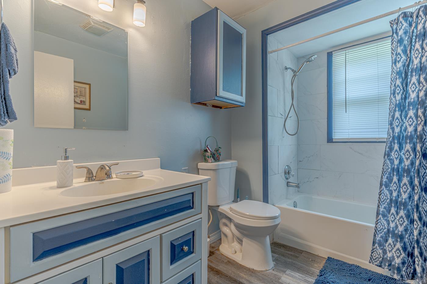 423 Laughrun Drive Property Photo 26