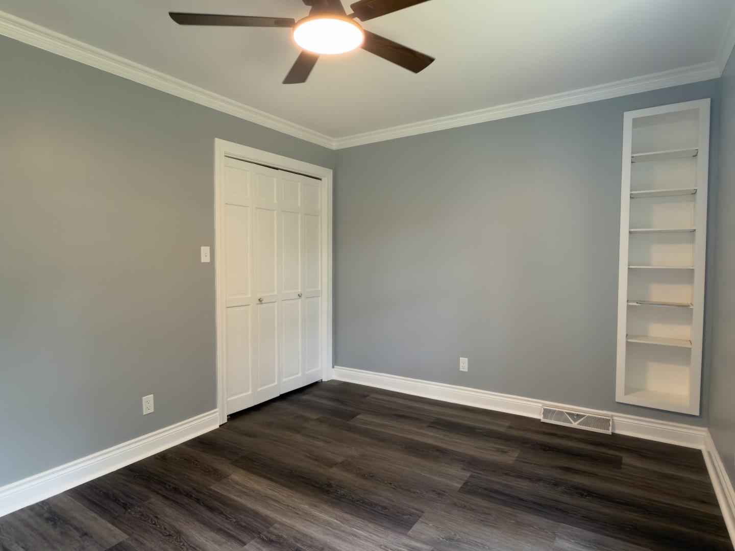 201 E Marshall Drive Property Photo 31