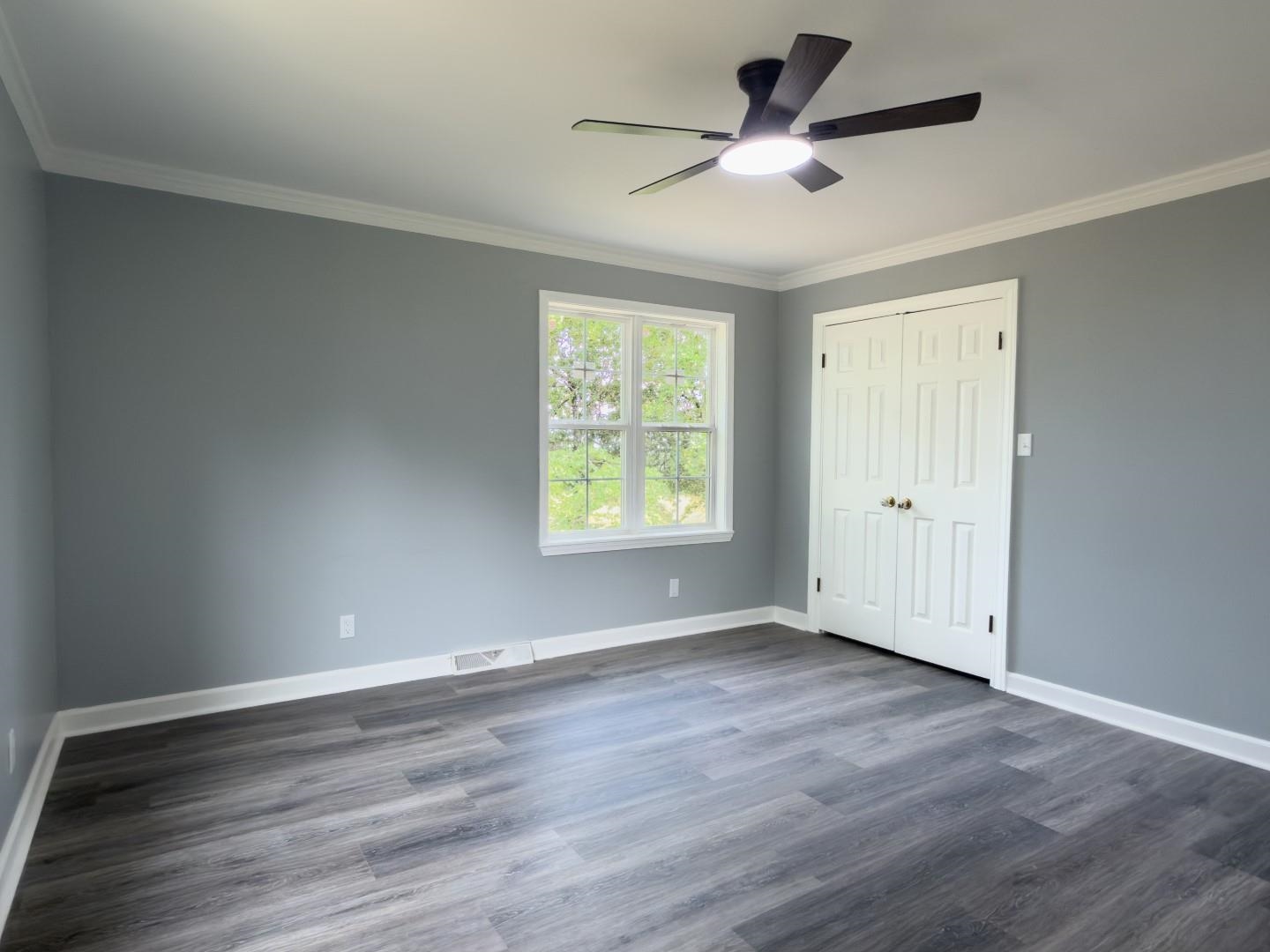 201 E Marshall Drive Property Photo 34