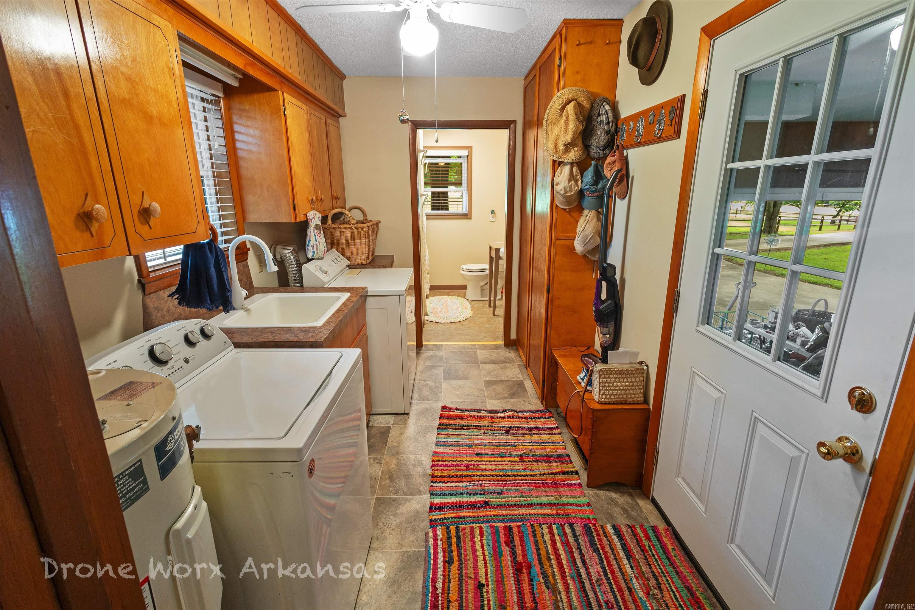 213 Westwood Drive Property Photo 16