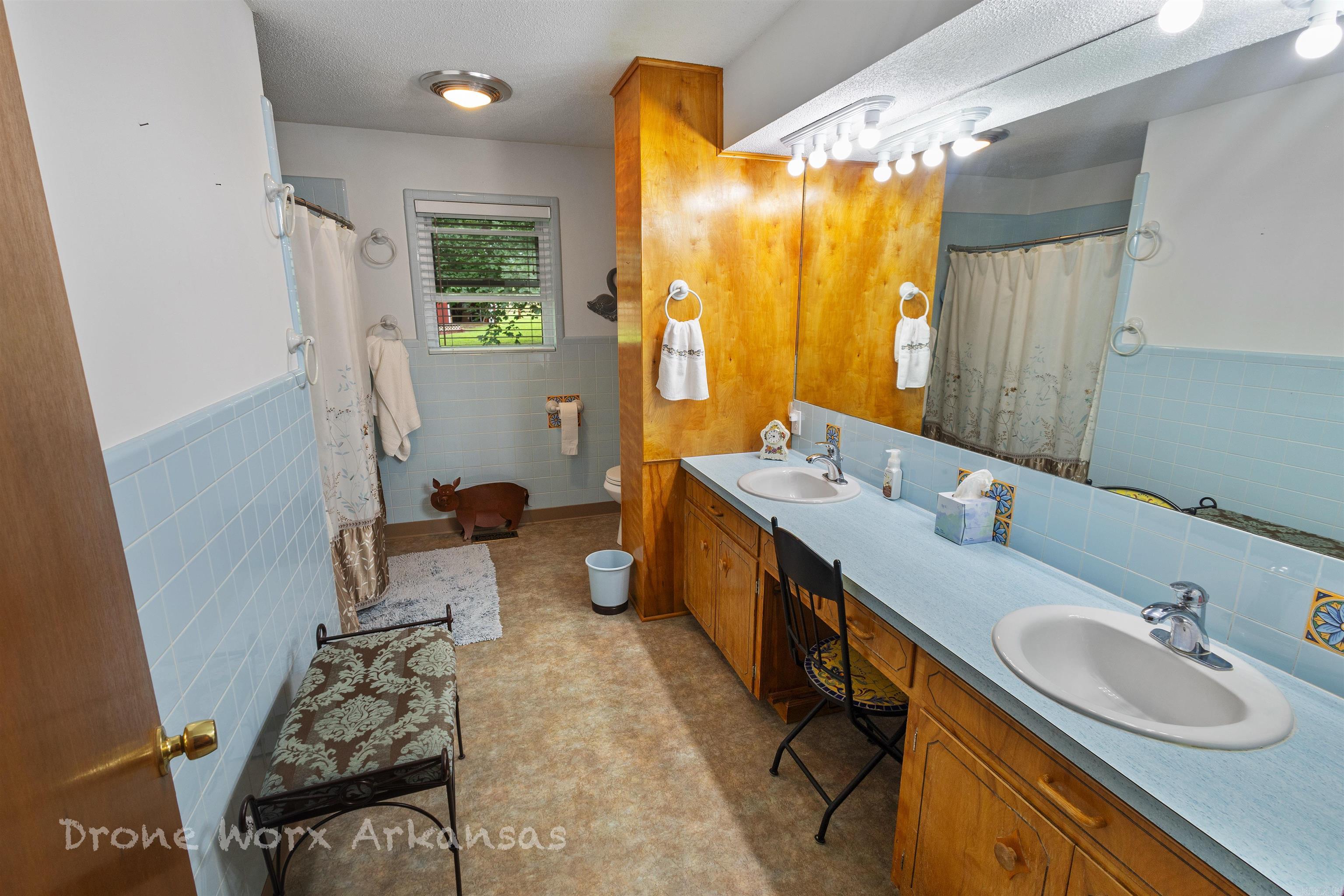 213 Westwood Drive Property Photo 26