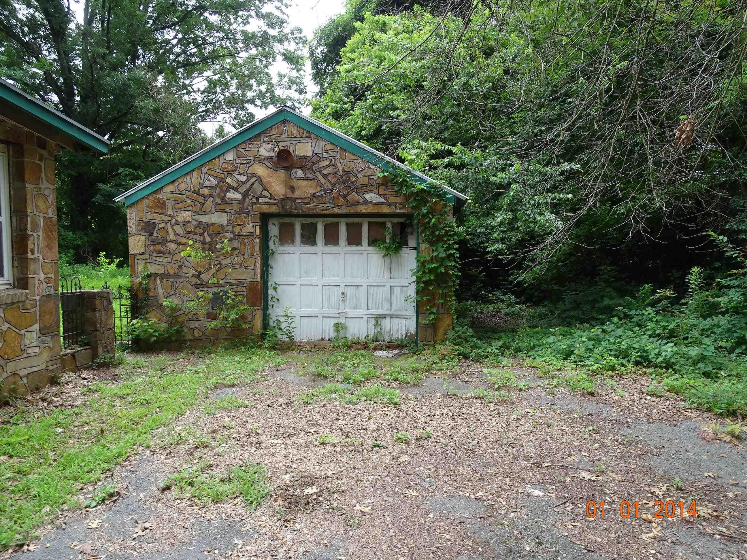 520 Water Street Property Photo 8