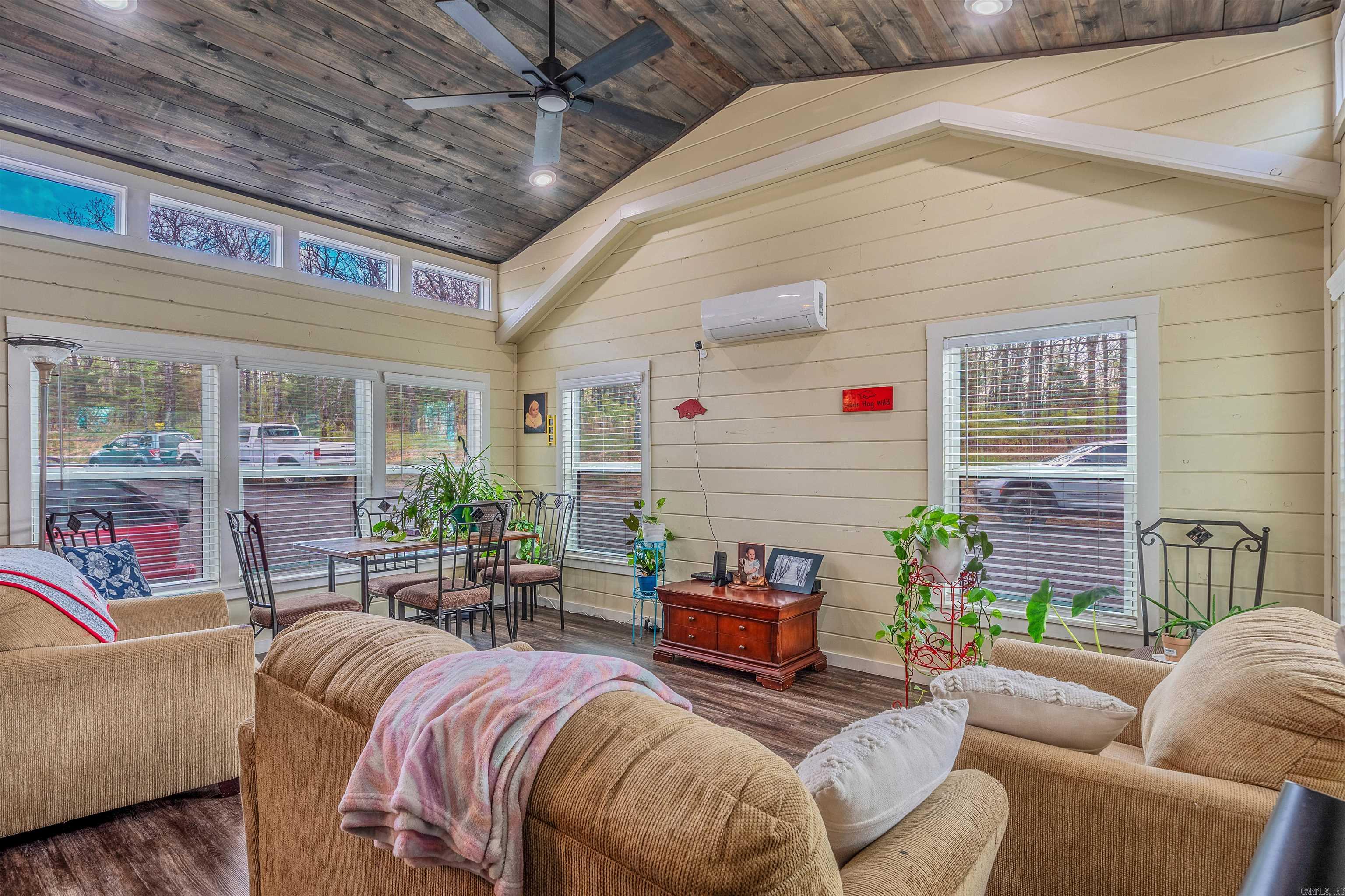 14 Tiny Town Drive Property Photo 8