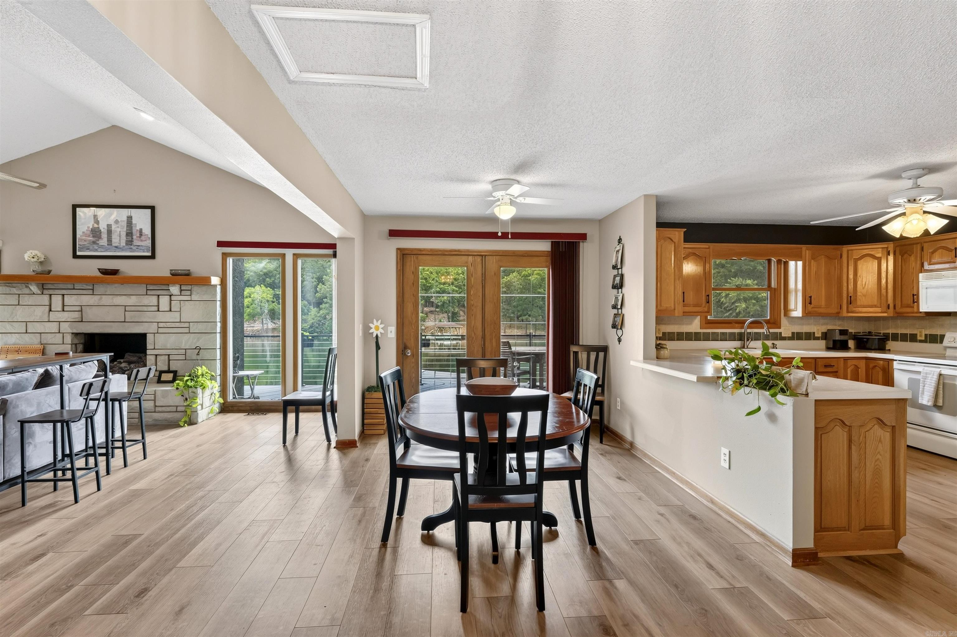 7 Llana Lane Property Photo 17