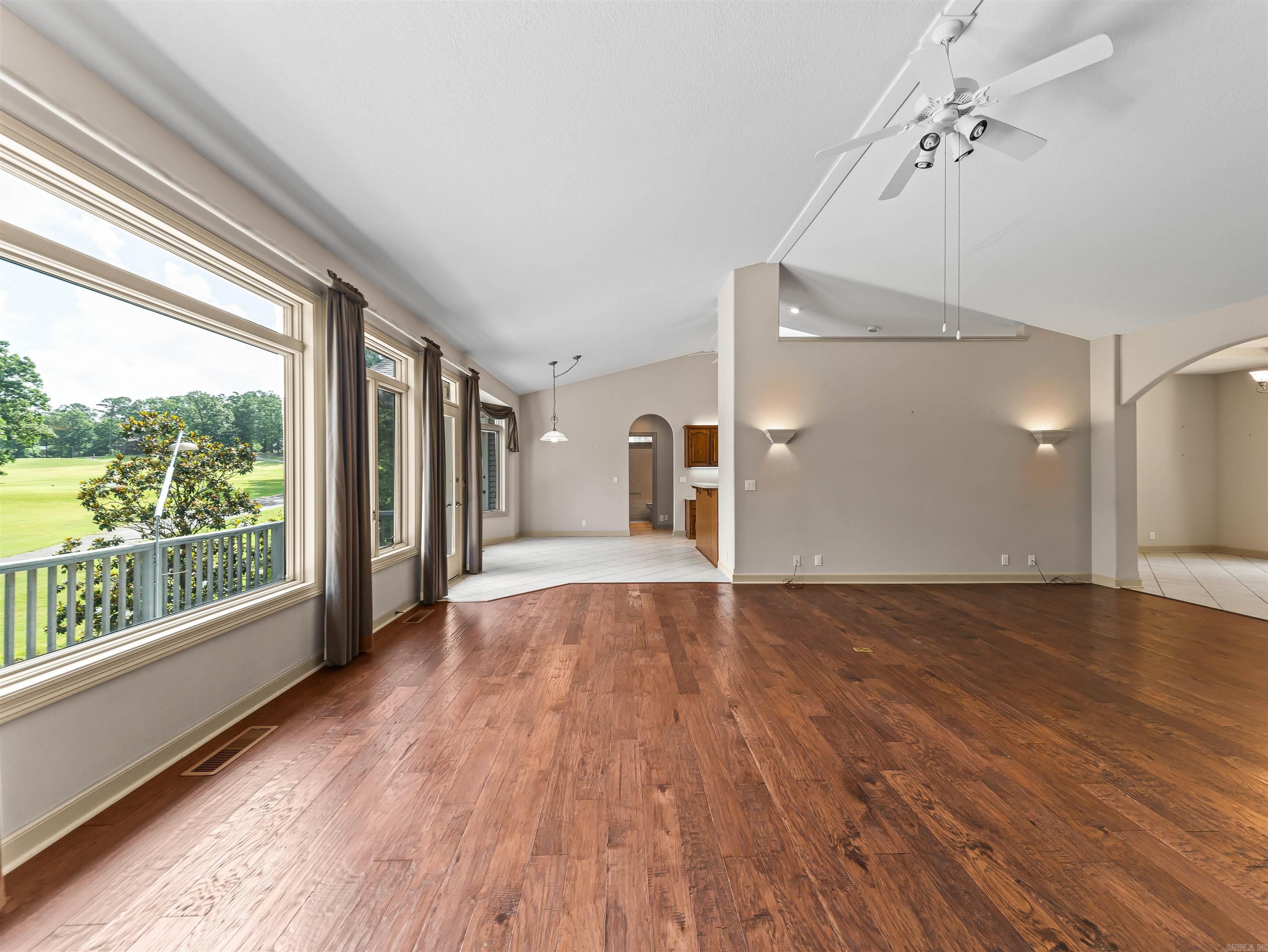 6 Quieto Lane Property Photo 15