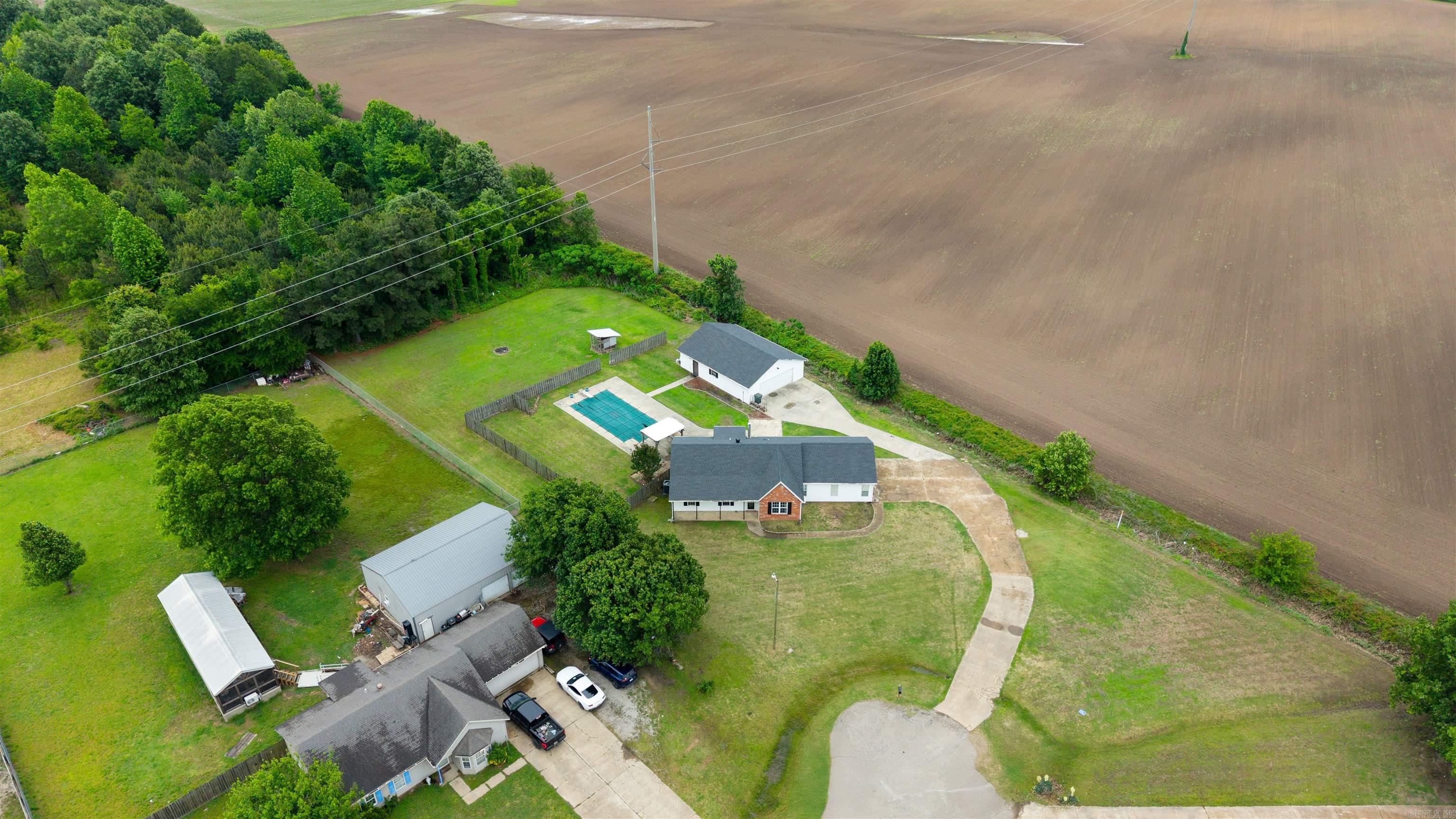 13298 Dixie Lane Property Photo 7