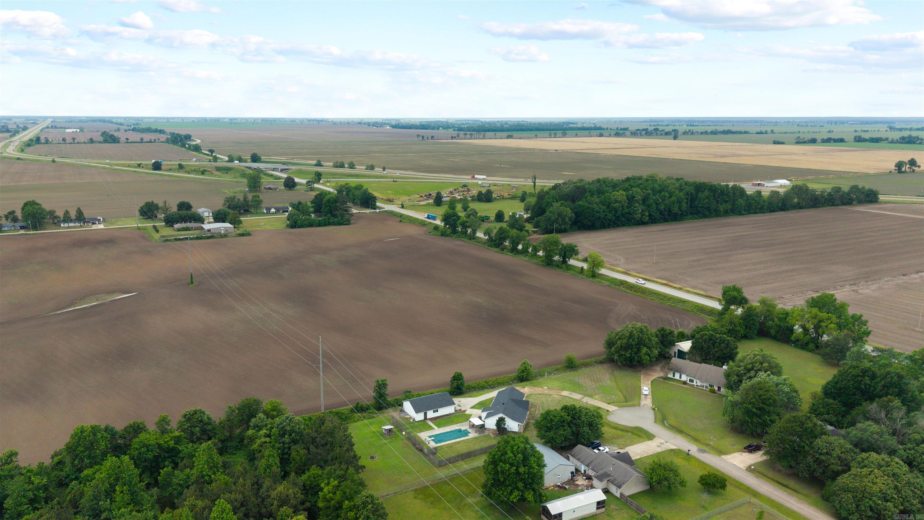 13298 Dixie Lane Property Photo 8