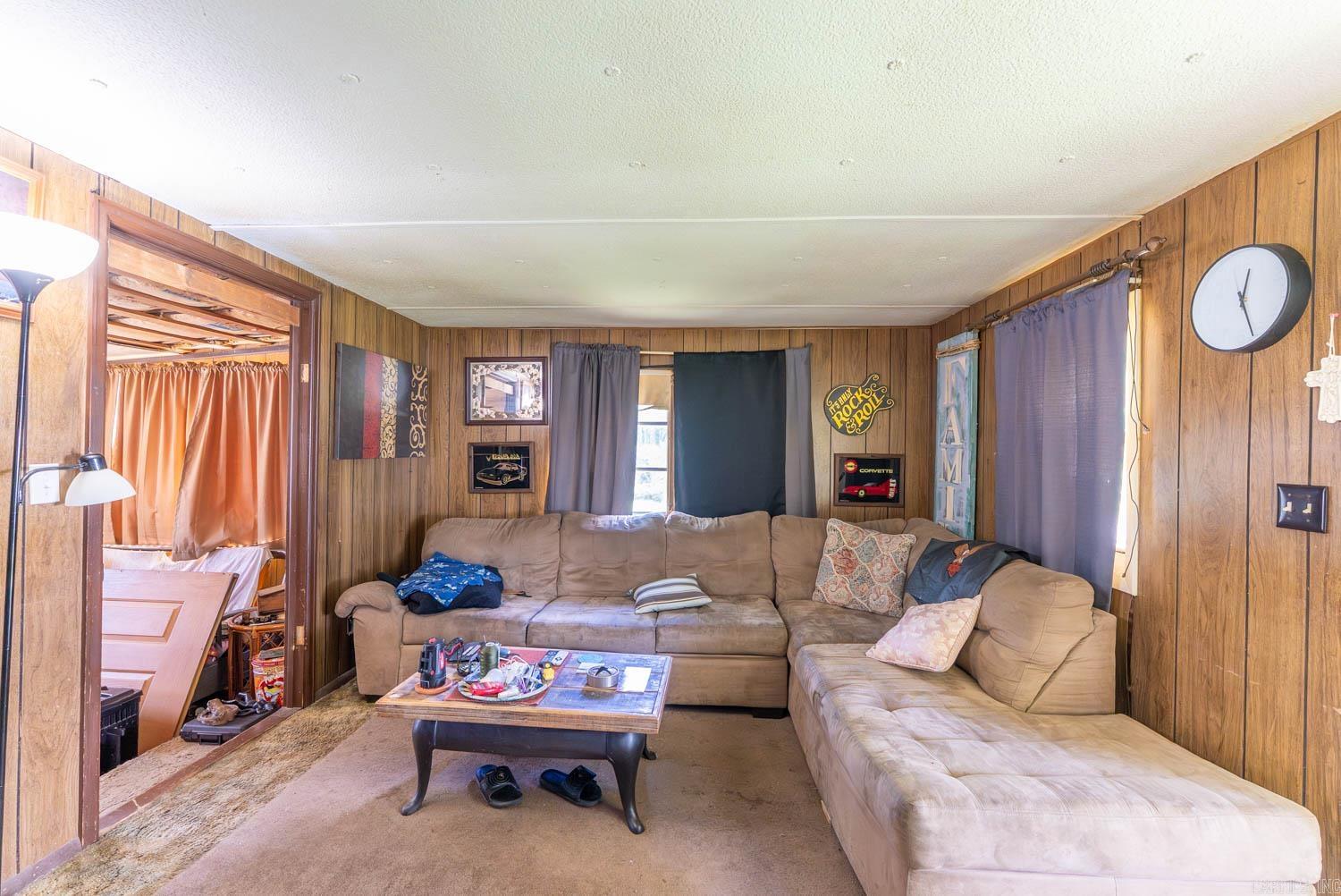 425 Monroe Street Property Photo 9