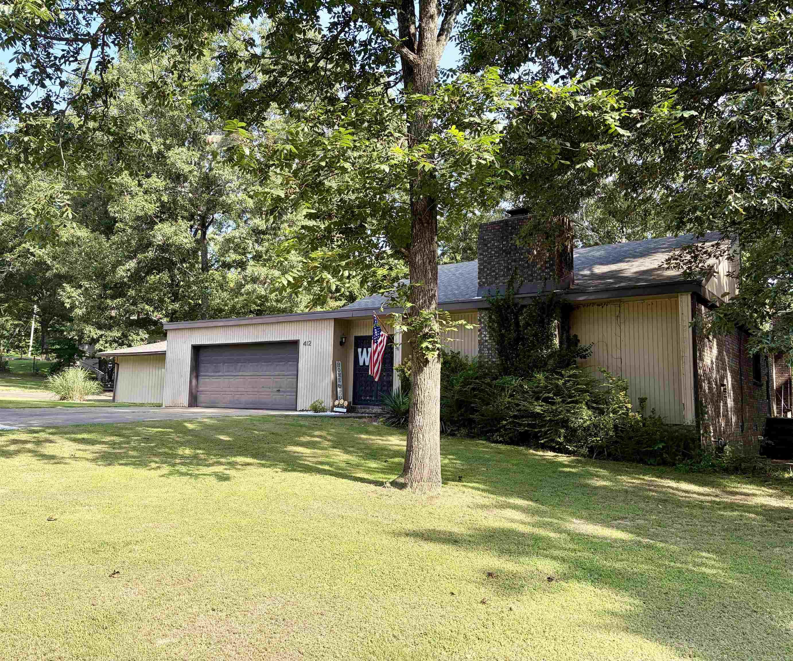 412 Ridge Road Property Photo 2