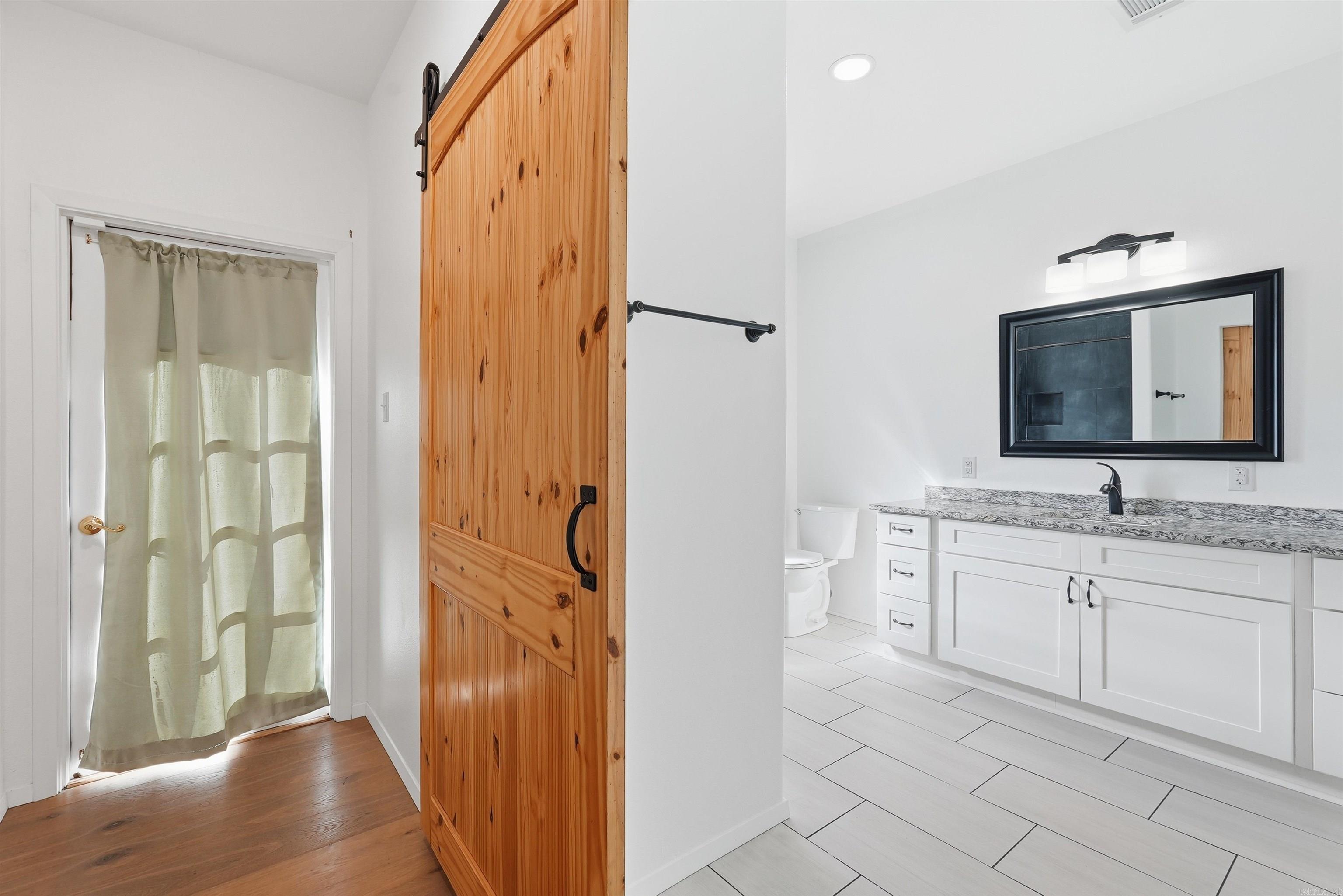 5524 Pinnacle Valley Road Property Photo 18