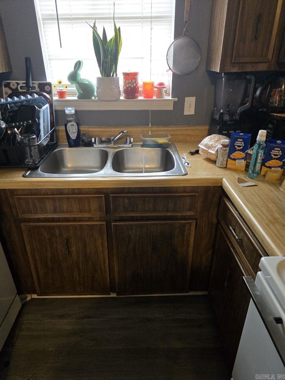 9121 Lew Drive Property Photo 16