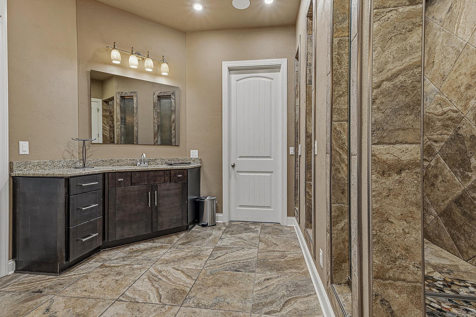 1803 Rogers Drive Property Photo 21