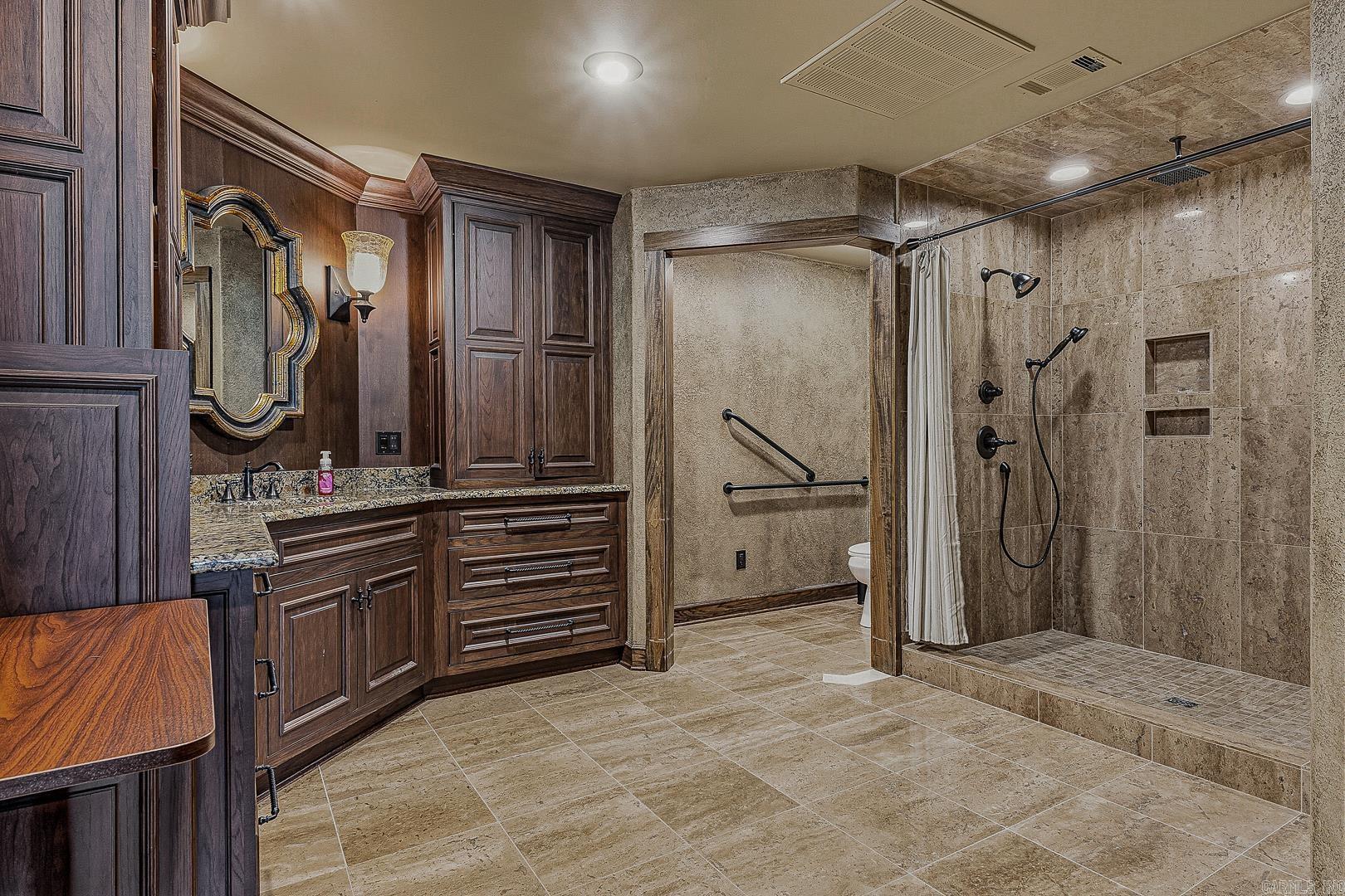 1803 Rogers Drive Property Photo 35