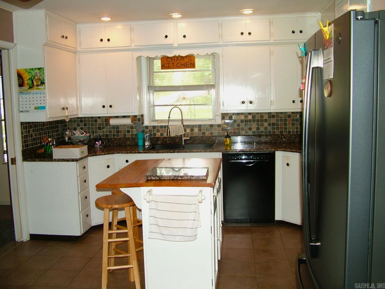 964 Ramble Lane Property Photo 4