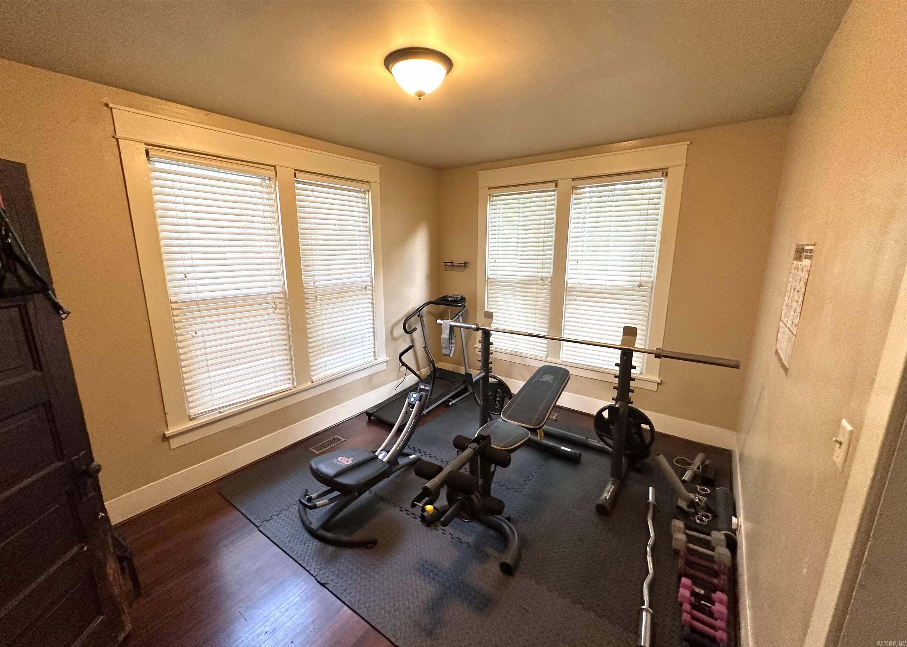 312 W Pine Street Property Photo 12