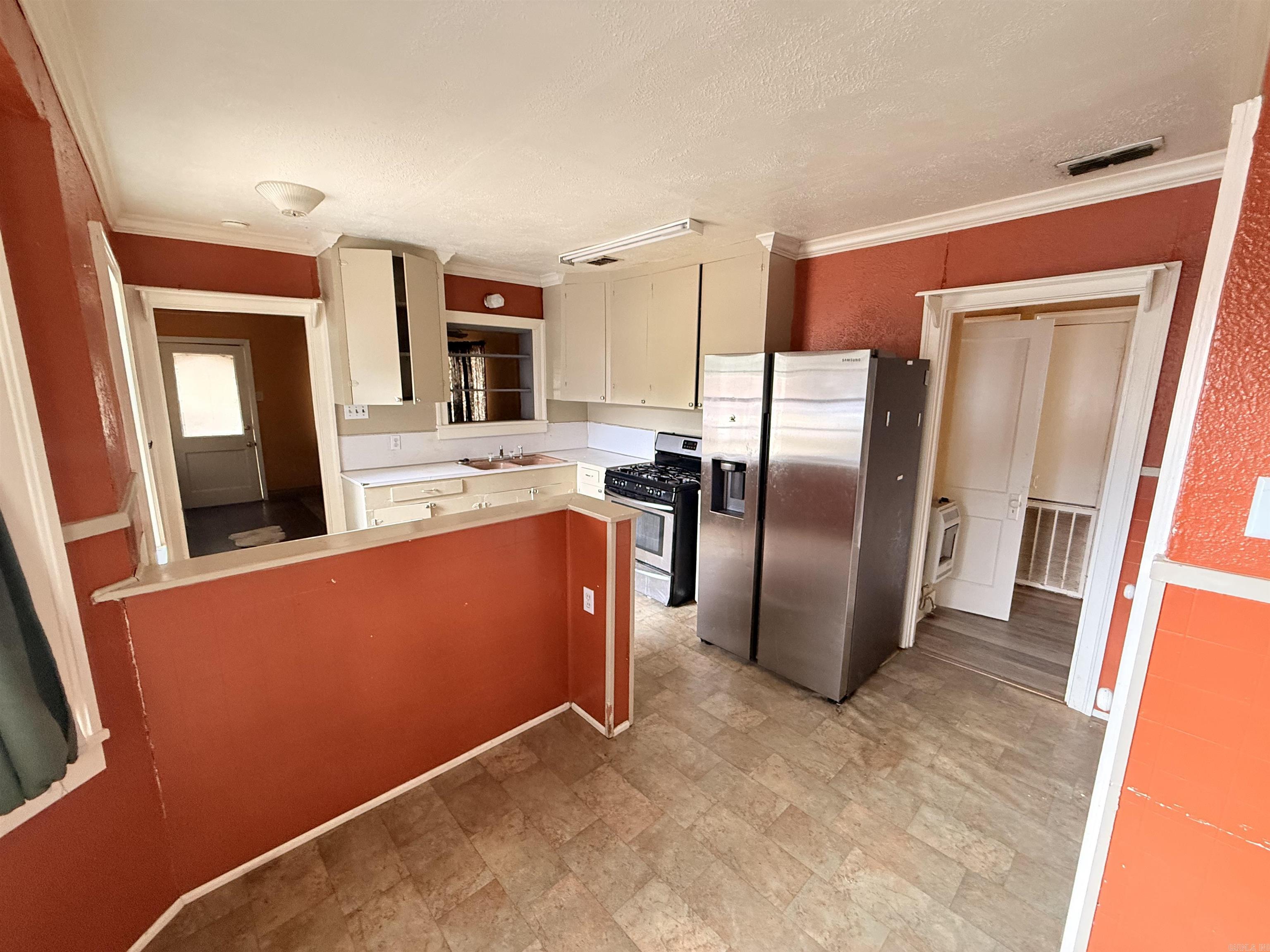 509 S Main Street Property Photo 12