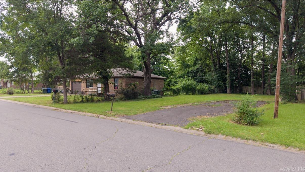 720 2nd Ave Property Photo 2