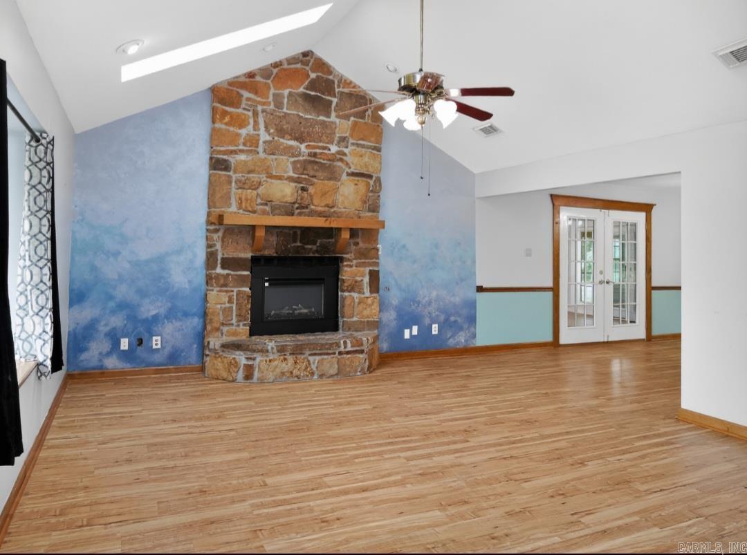 121 Rolling Meadows Lane Property Photo 10