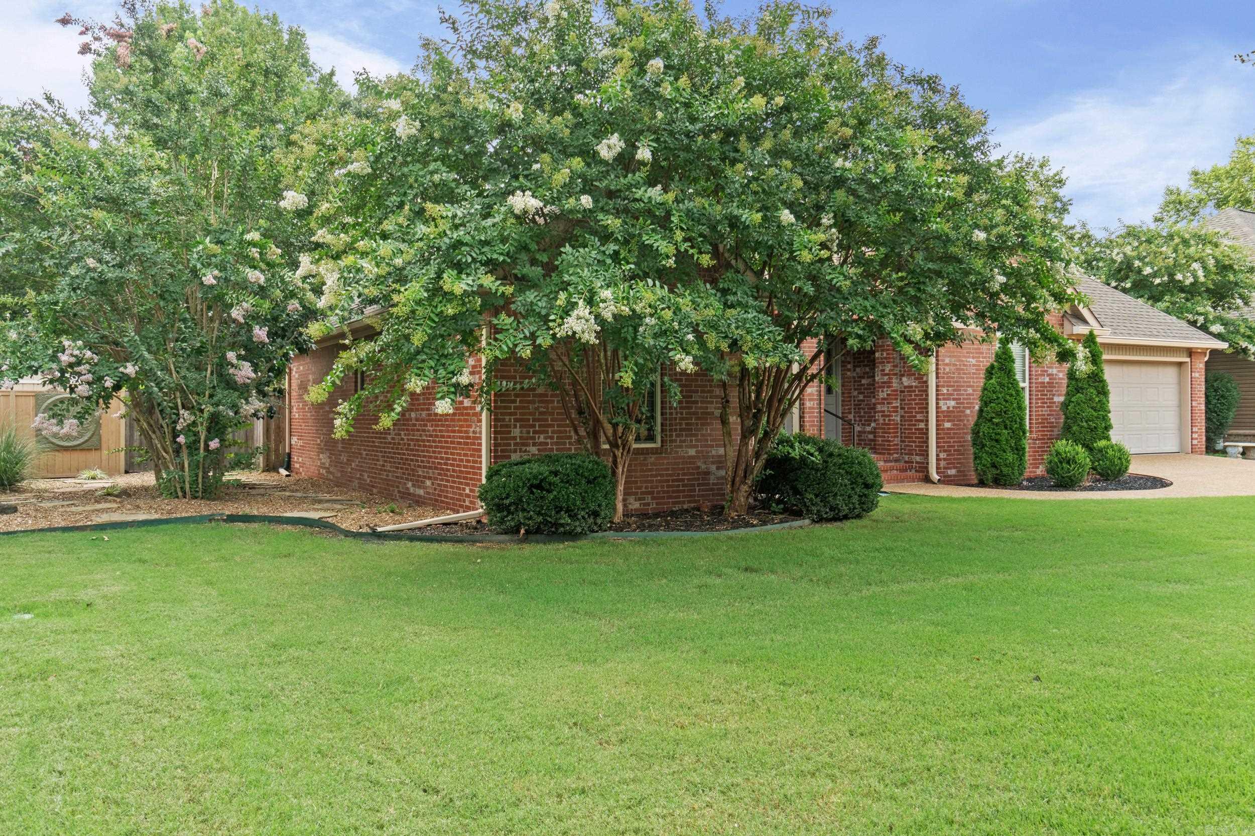 834 Copperfield Circle Property Photo 4