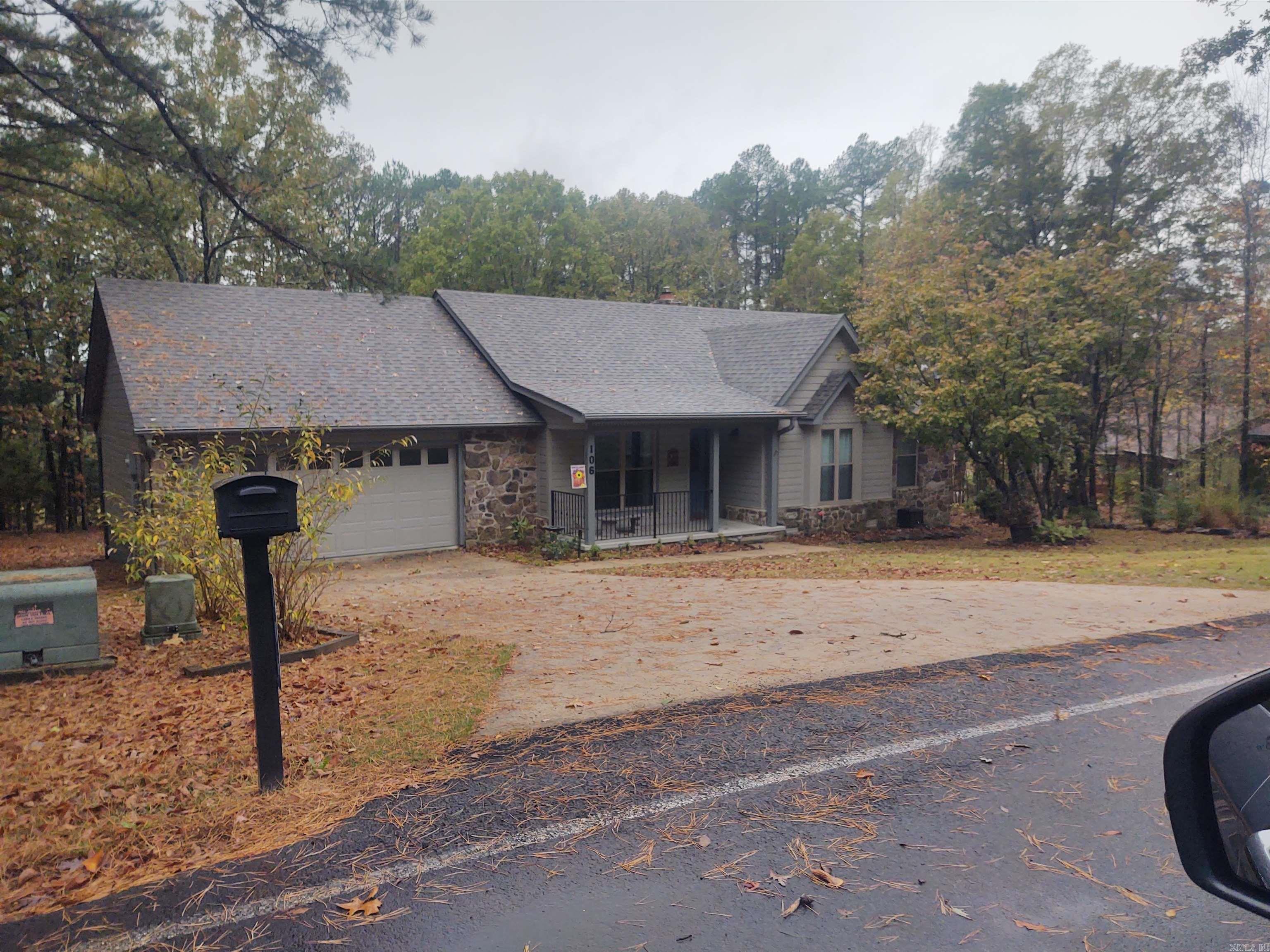 106 Stafford Court Property Photo 3