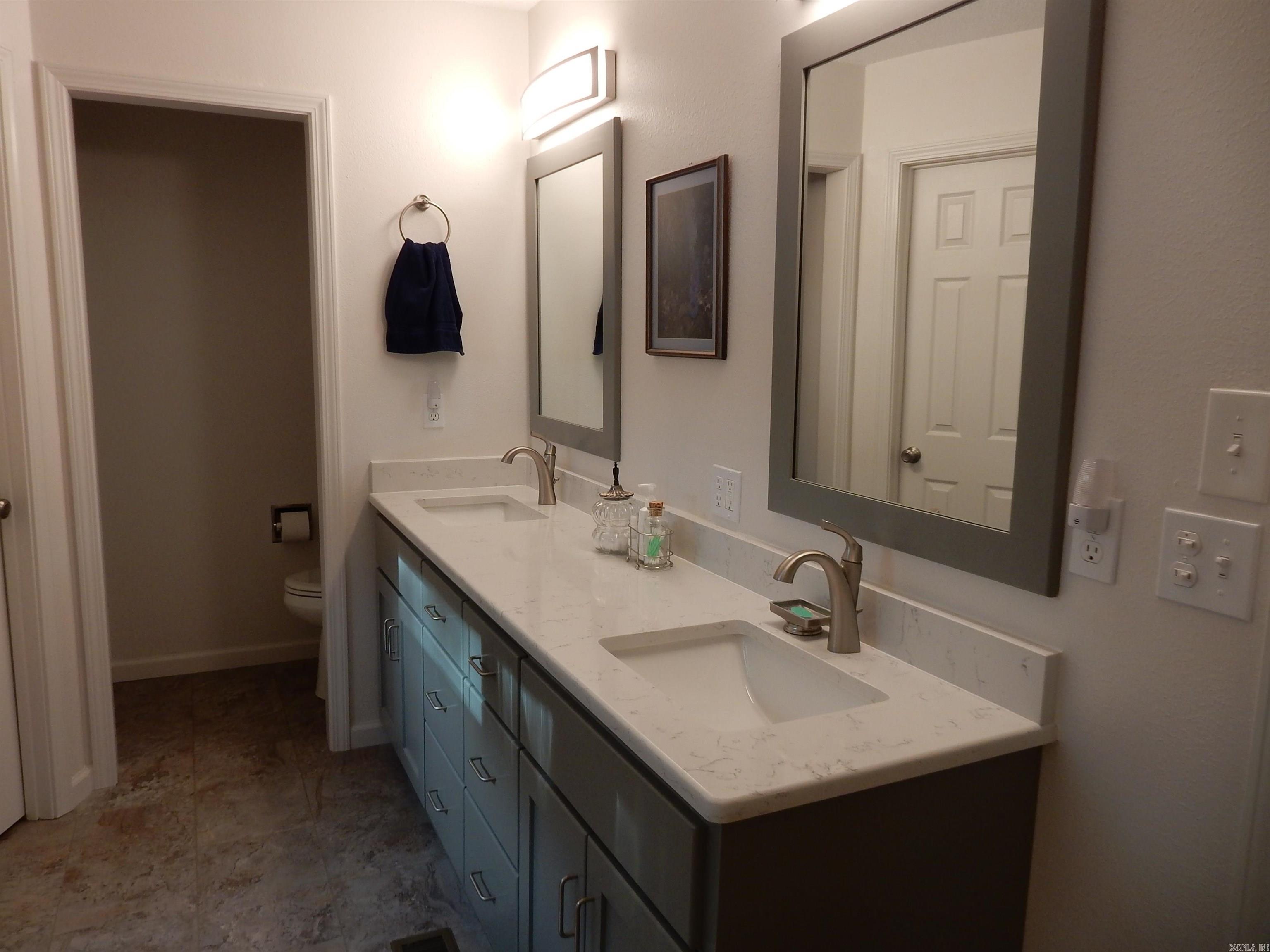 106 Stafford Court Property Photo 23