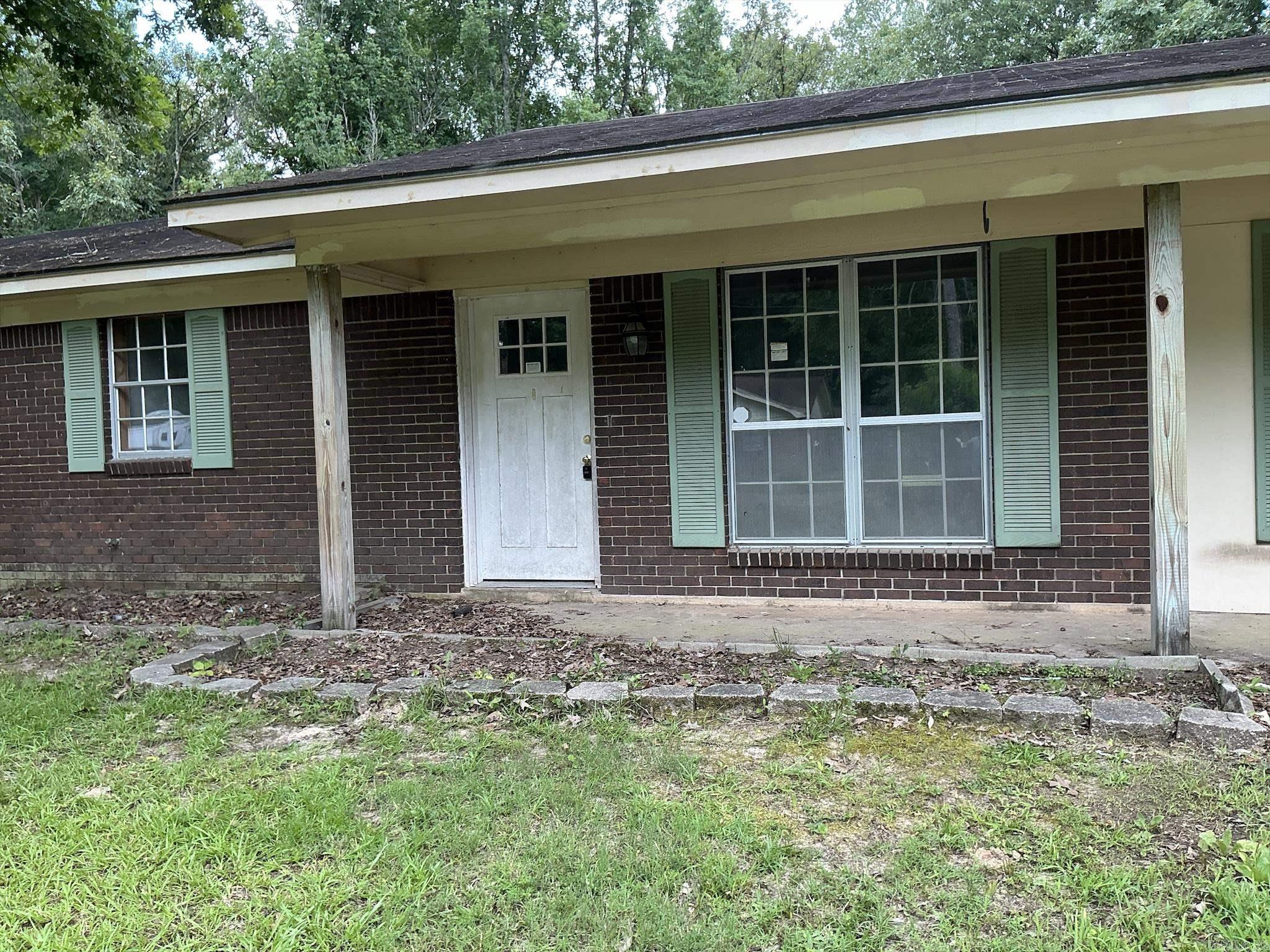 108 Homestead Ave Property Photo 4