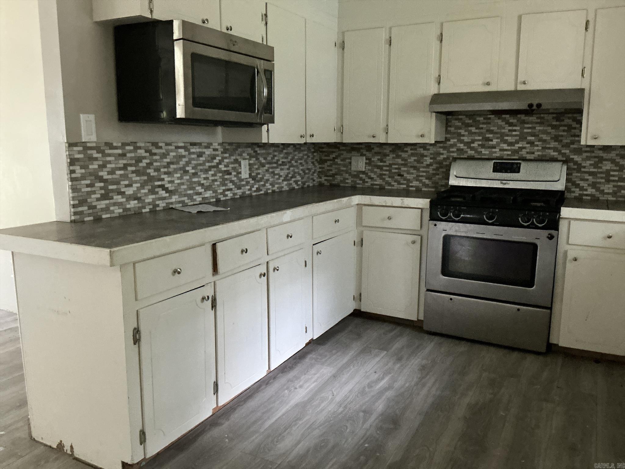 108 Homestead Ave Property Photo 11
