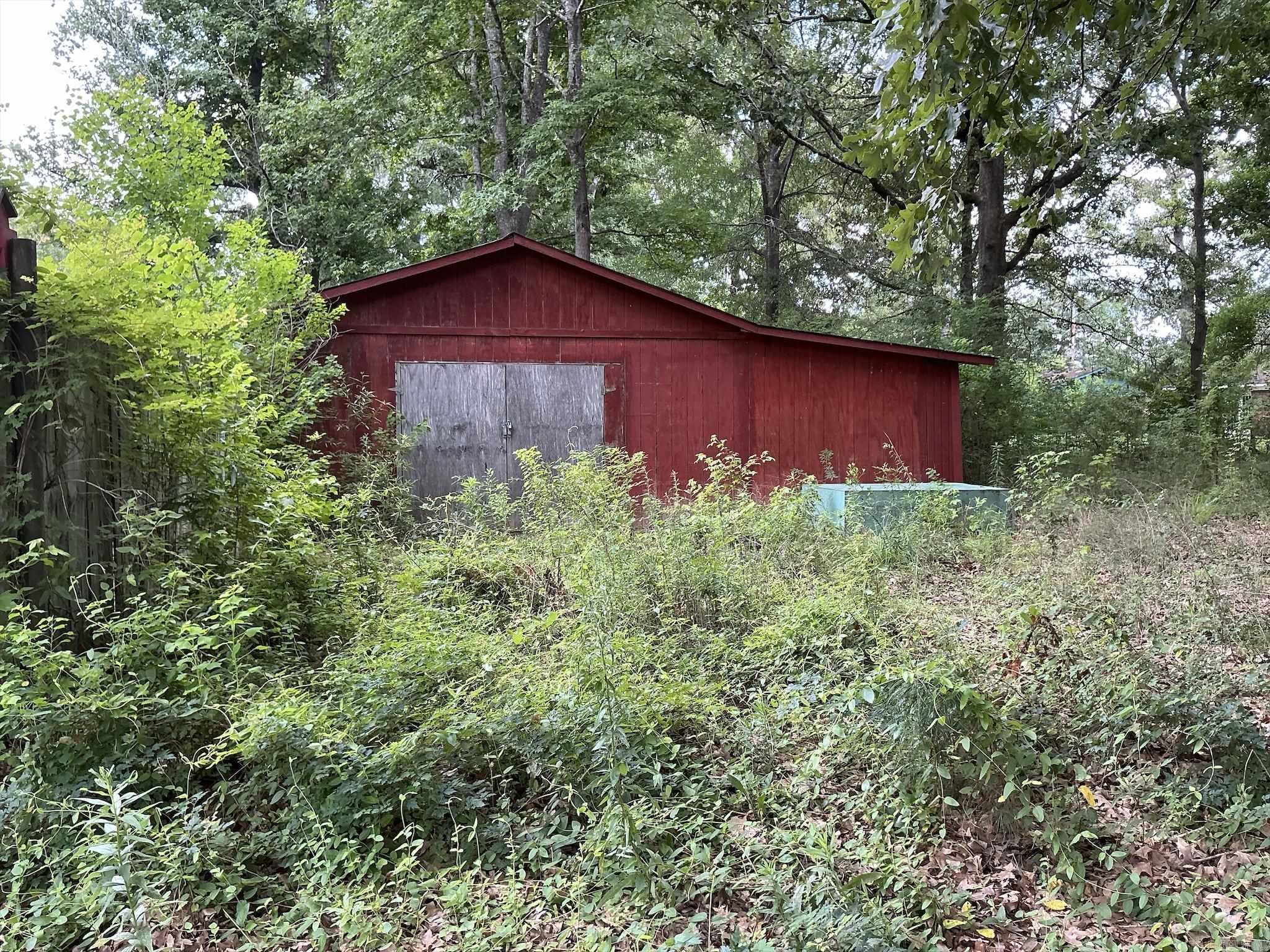 108 Homestead Ave Property Photo 29