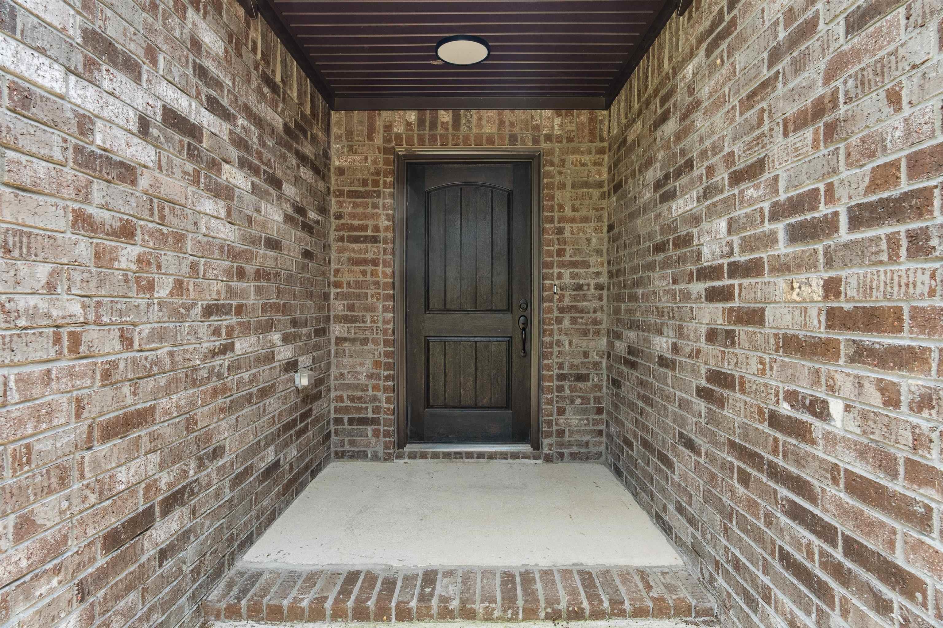 19 Arbor Trail Property Photo 4