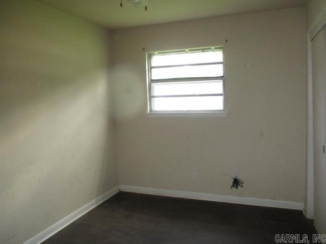 2111 Whyte Dr Property Photo 8