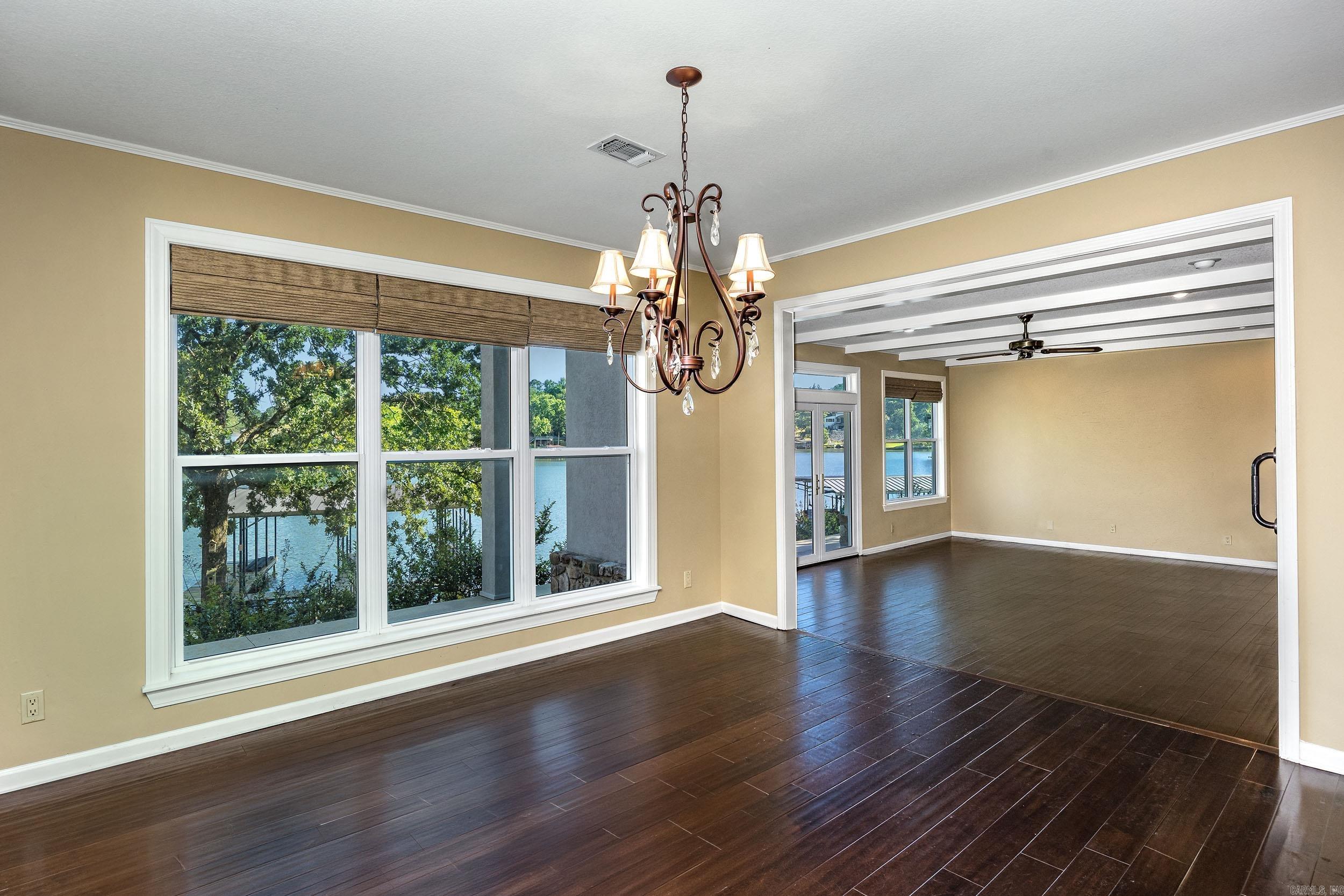 104 Stately Point Property Photo 12