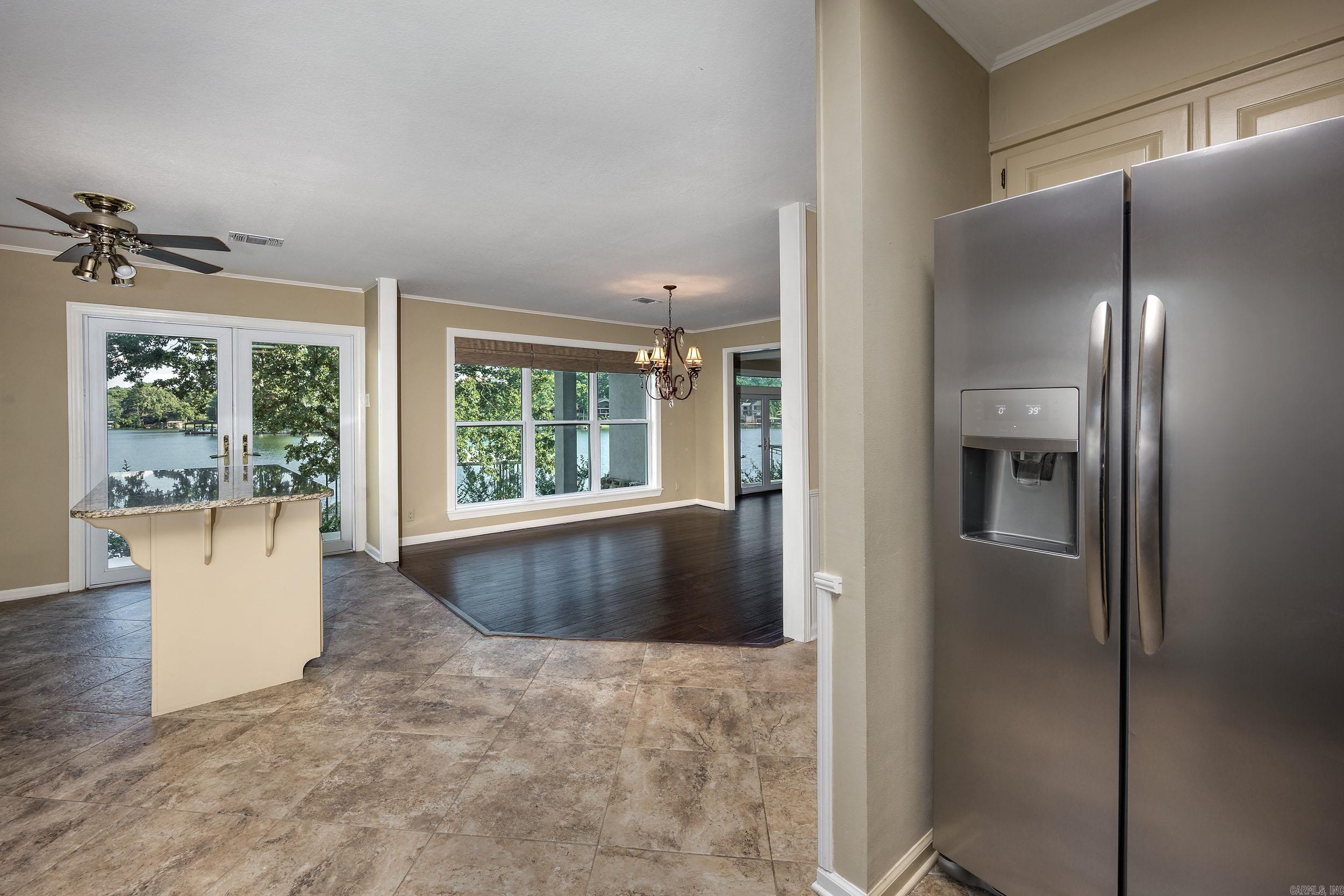 104 Stately Point Property Photo 16