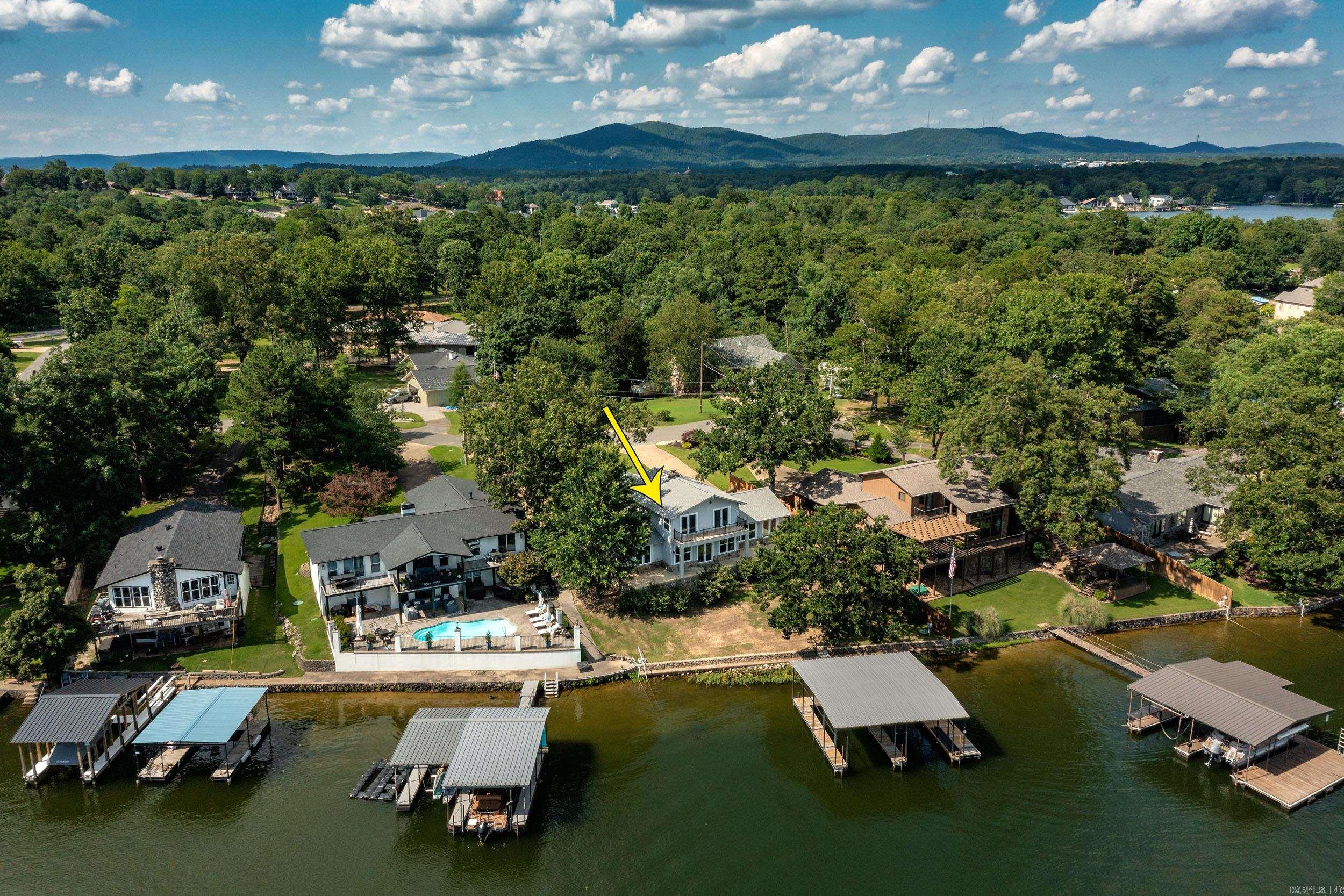 104 Stately Point Property Photo 39