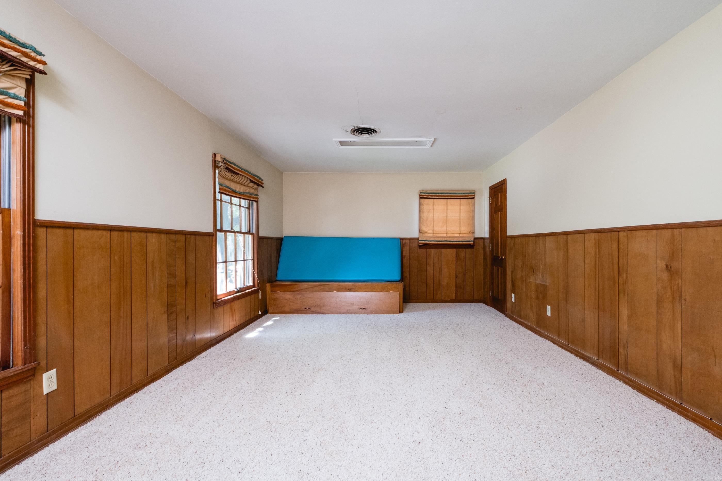901 N Mississippi Property Photo 33