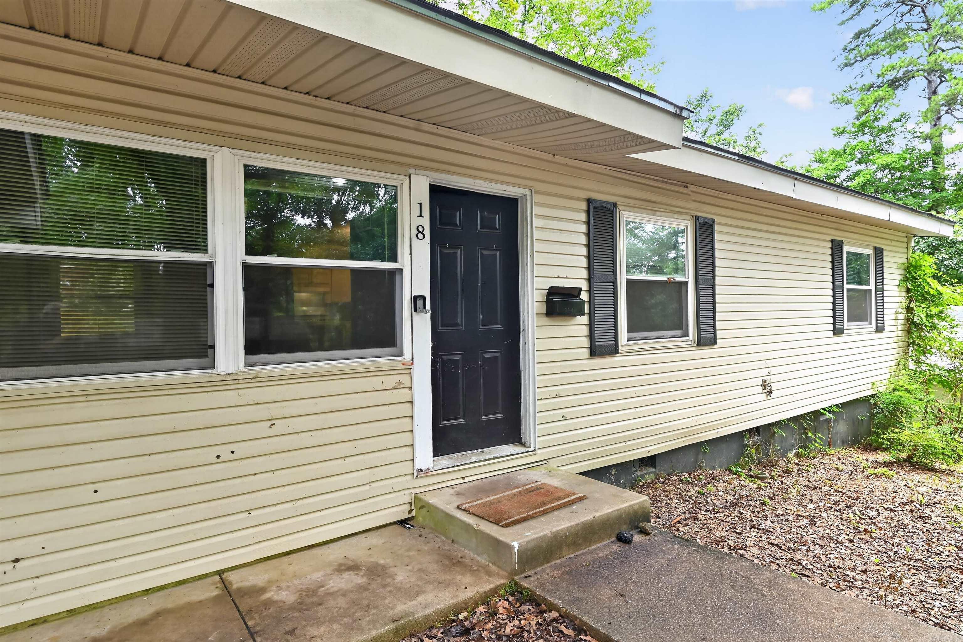 18 Windsor Drive Property Photo 4