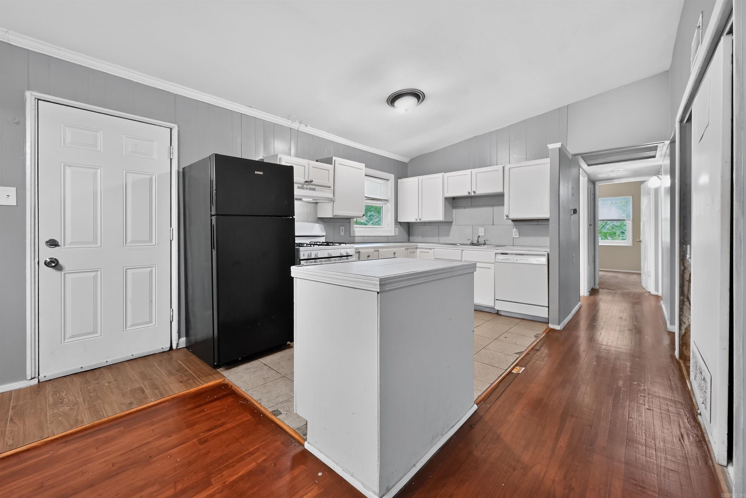 18 Windsor Drive Property Photo 15