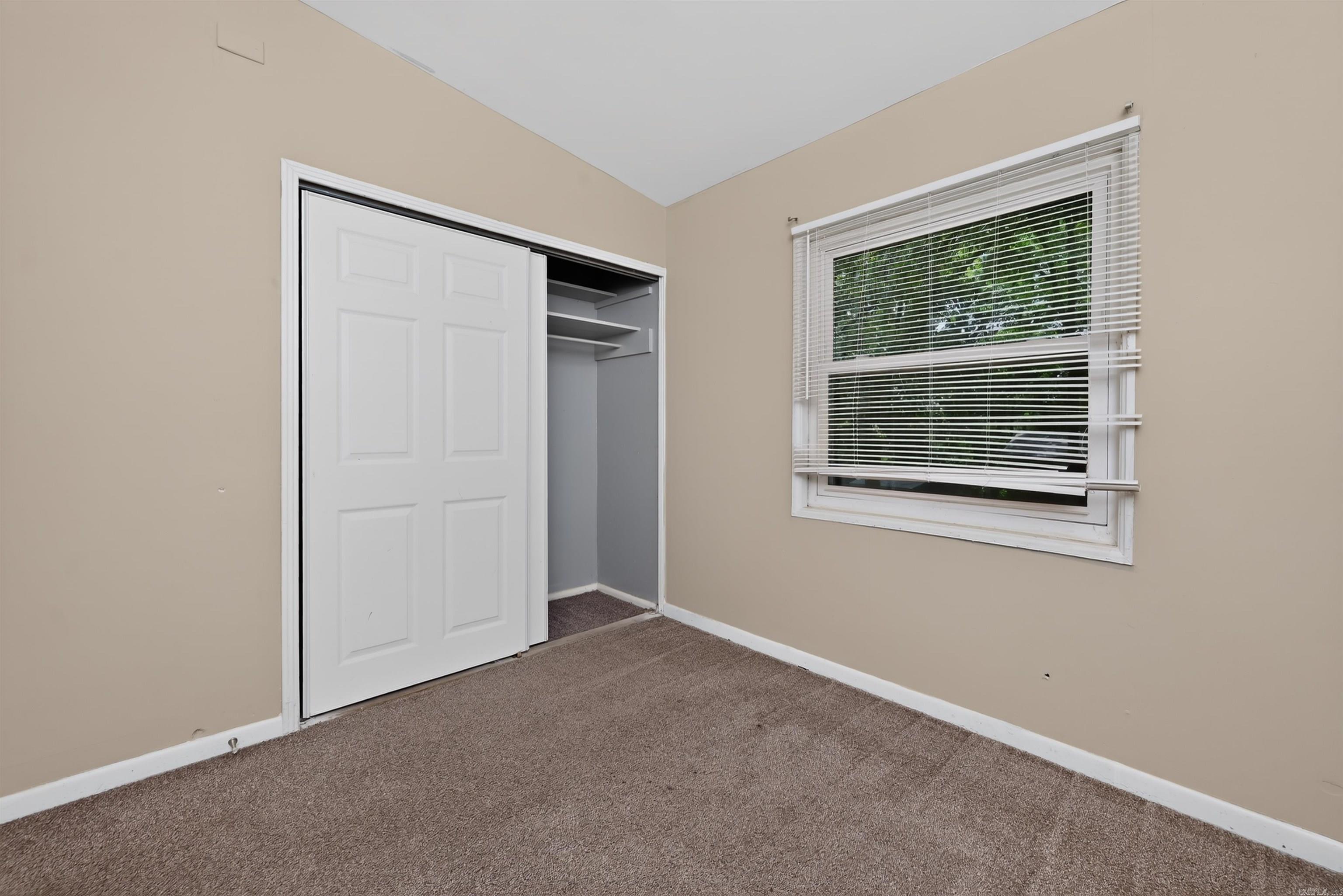 18 Windsor Drive Property Photo 20