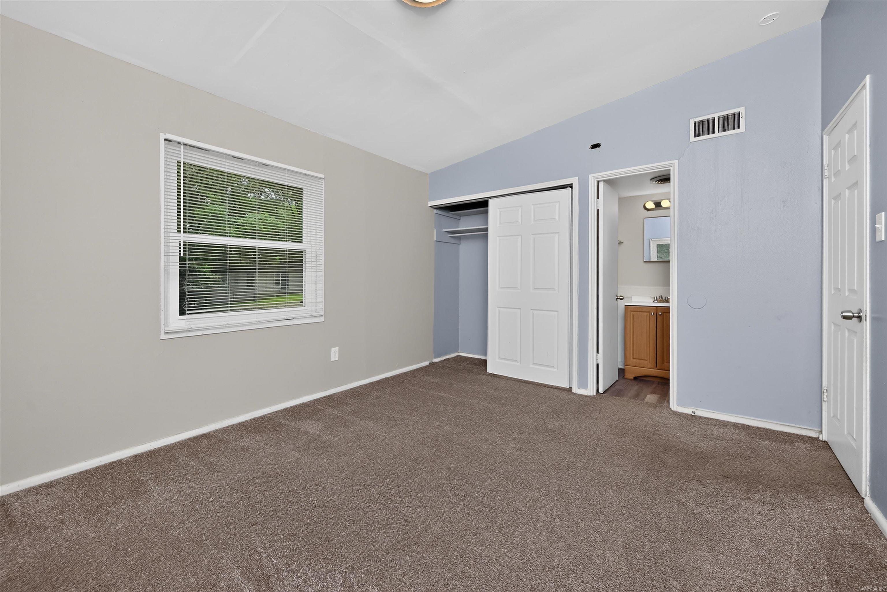 18 Windsor Drive Property Photo 24