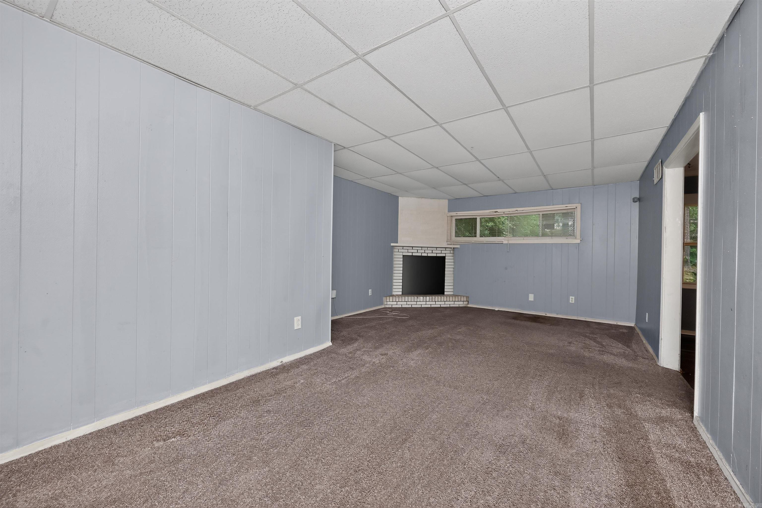 18 Windsor Drive Property Photo 32